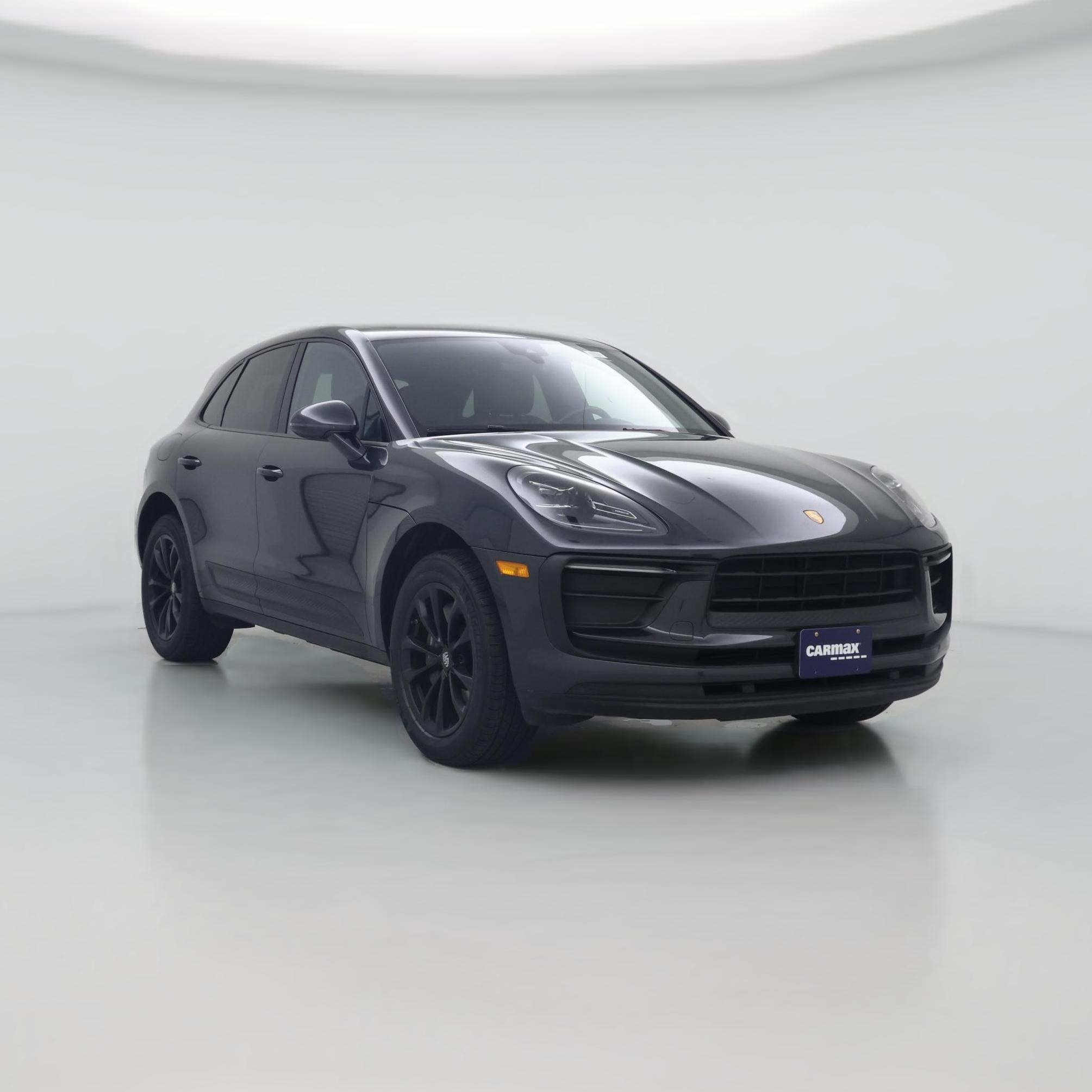 Thumbnail: 2022 Porsche Macan - 1
