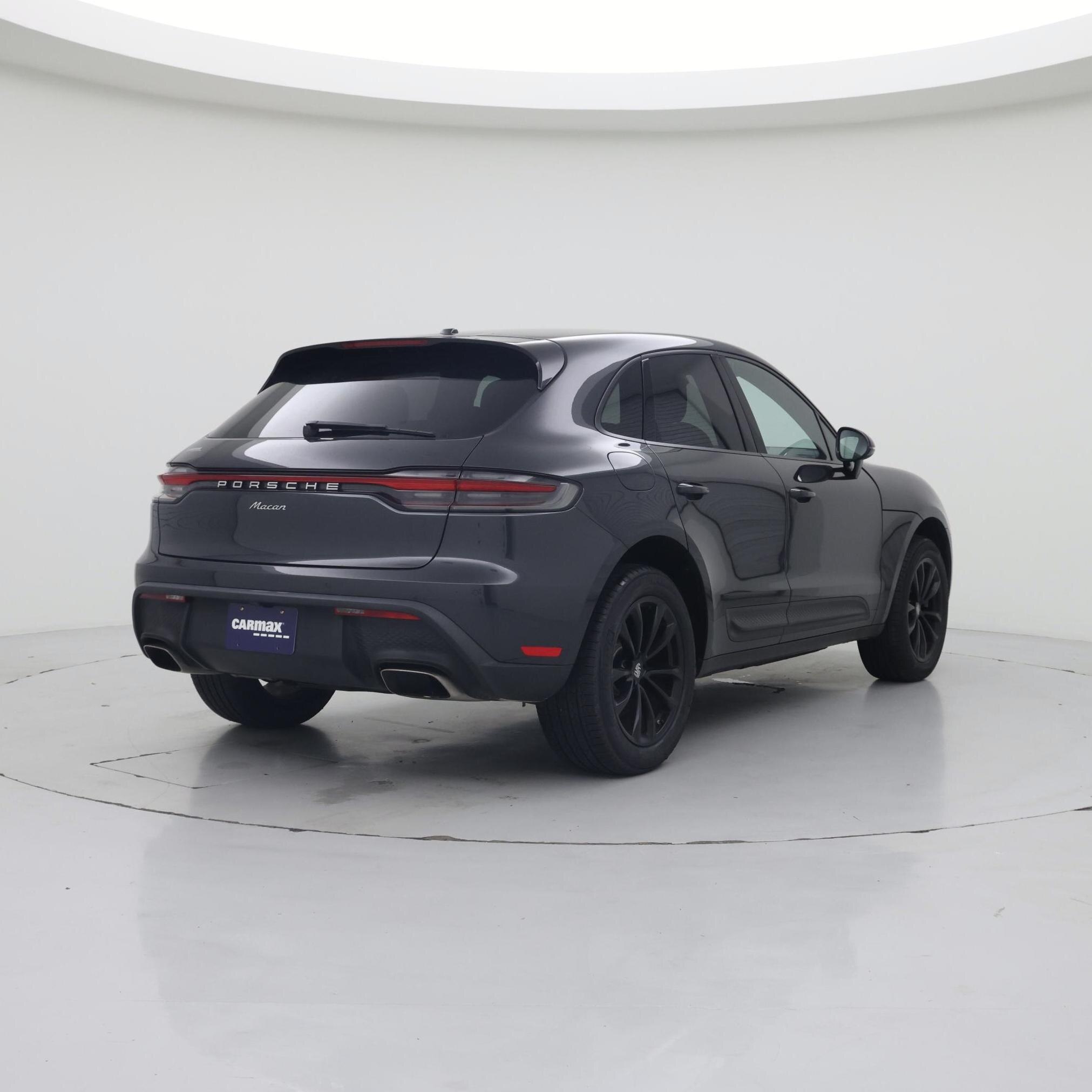 Thumbnail: 2022 Porsche Macan - 8