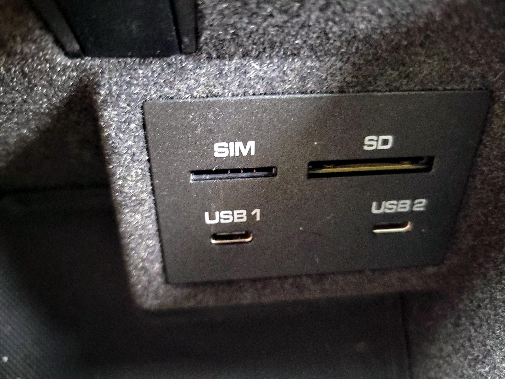 Thumbnail: 2023 Porsche Macan - 19