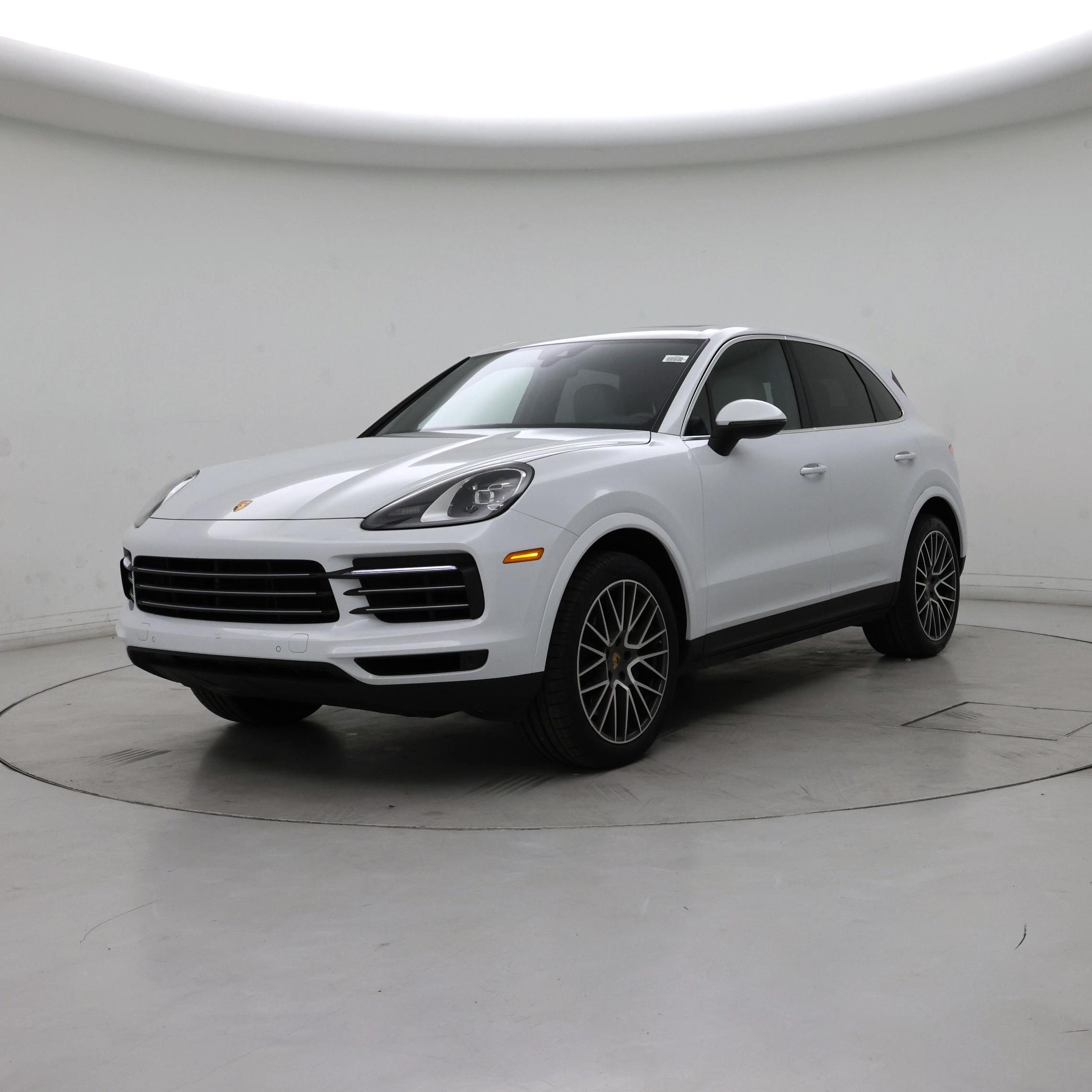 Thumbnail: 2022 Porsche Cayenne - 4