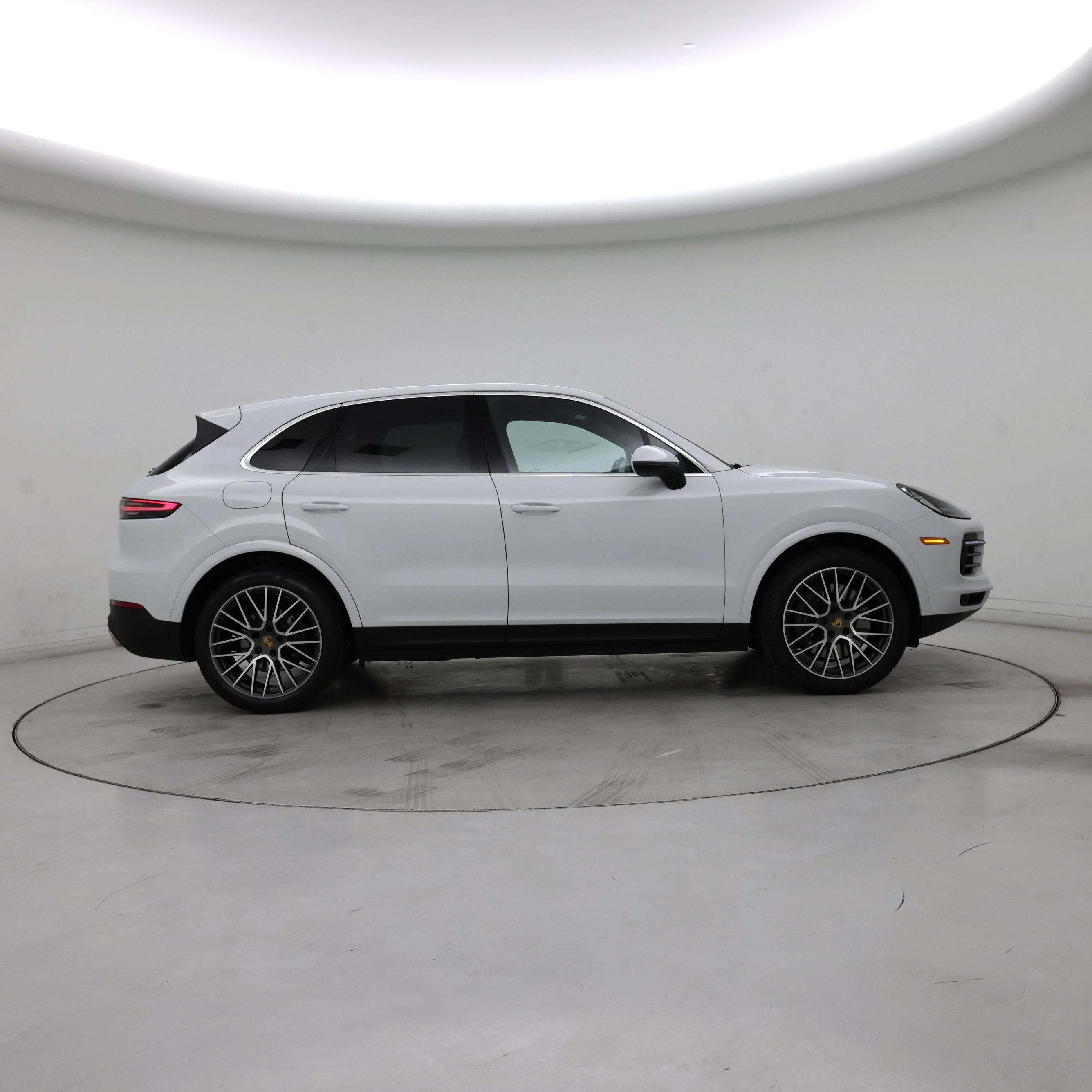 Thumbnail: 2022 Porsche Cayenne - 7