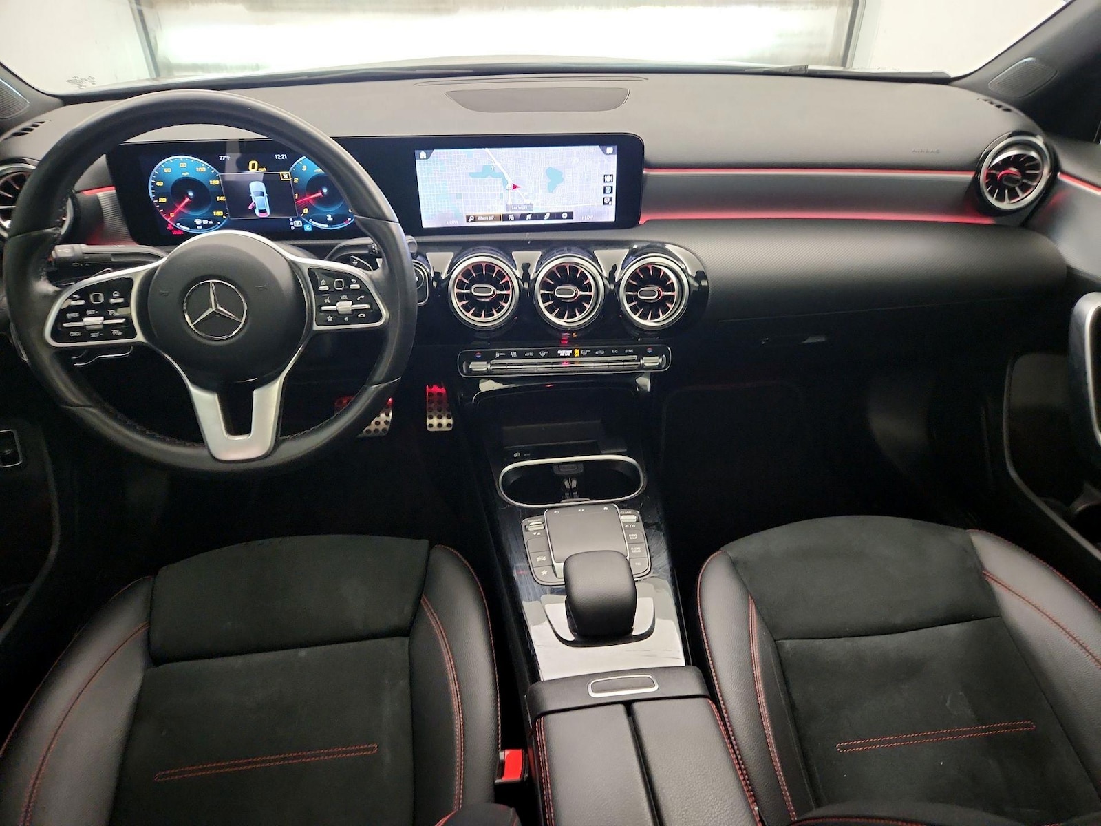2022 Mercedes-Benz A-Class A220 - Photo 10