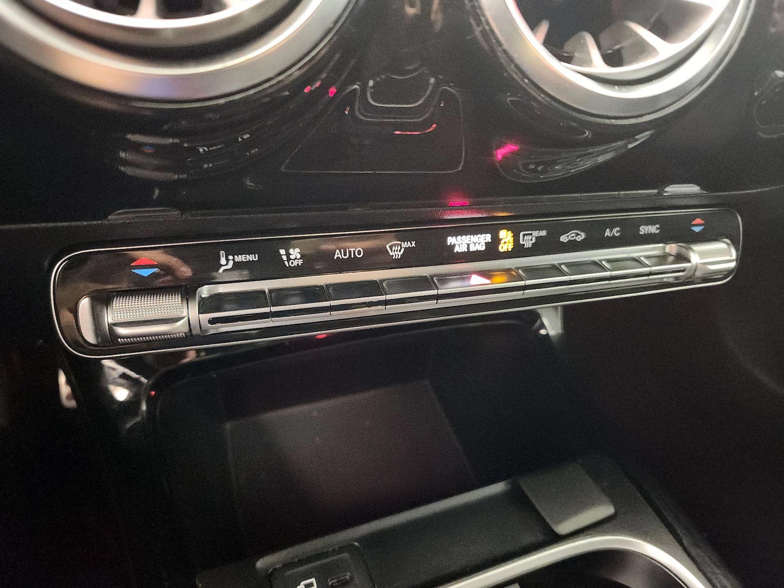 2022 Mercedes-Benz A-Class A220 - Photo 18
