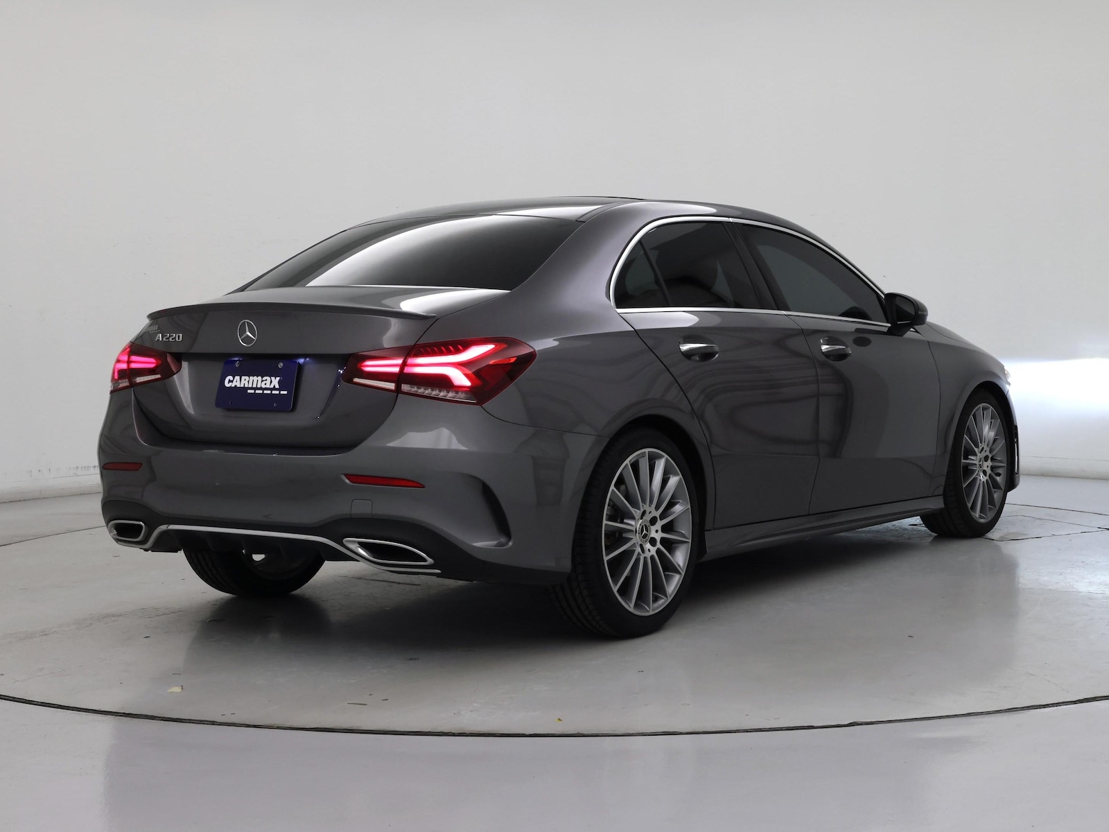 2022 Mercedes-Benz A-Class A220 - Photo 9