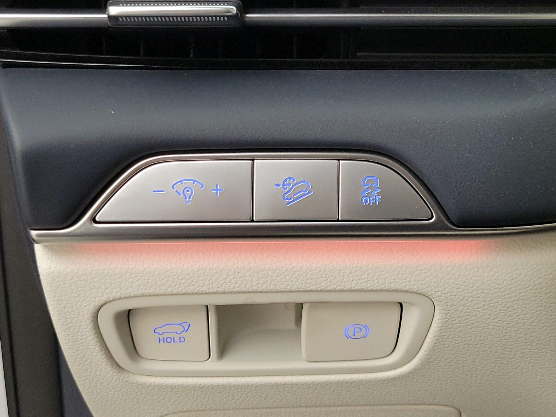 Thumbnail: 2025 Genesis GV80 - 13