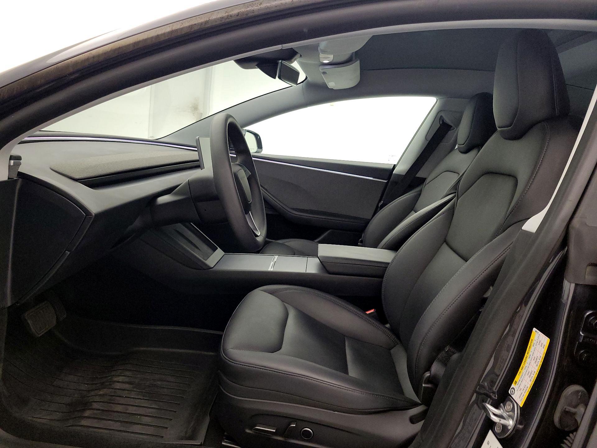 Thumbnail: 2025 Tesla Model 3 - 11