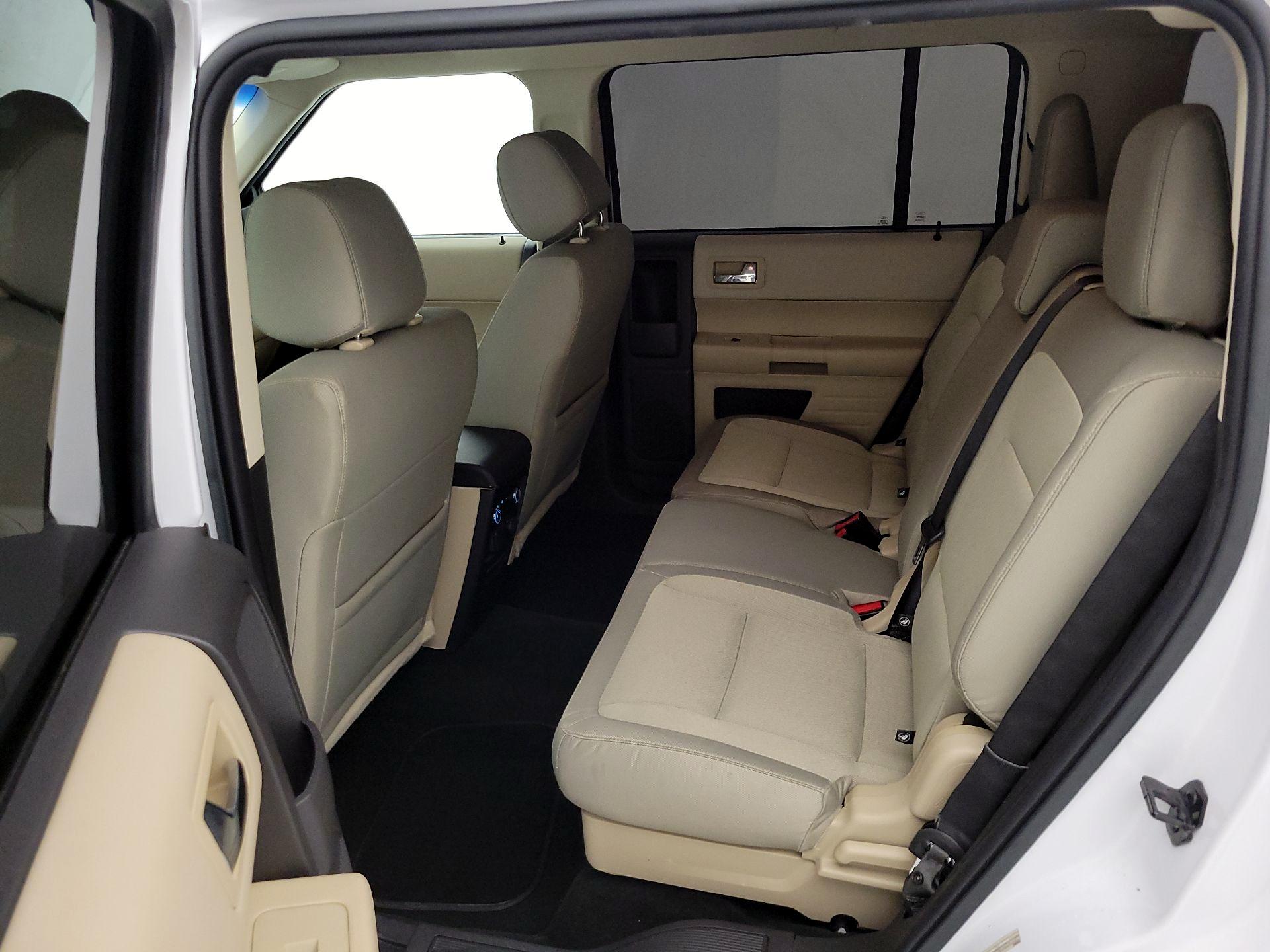 Thumbnail: 2016 Ford Flex - 18