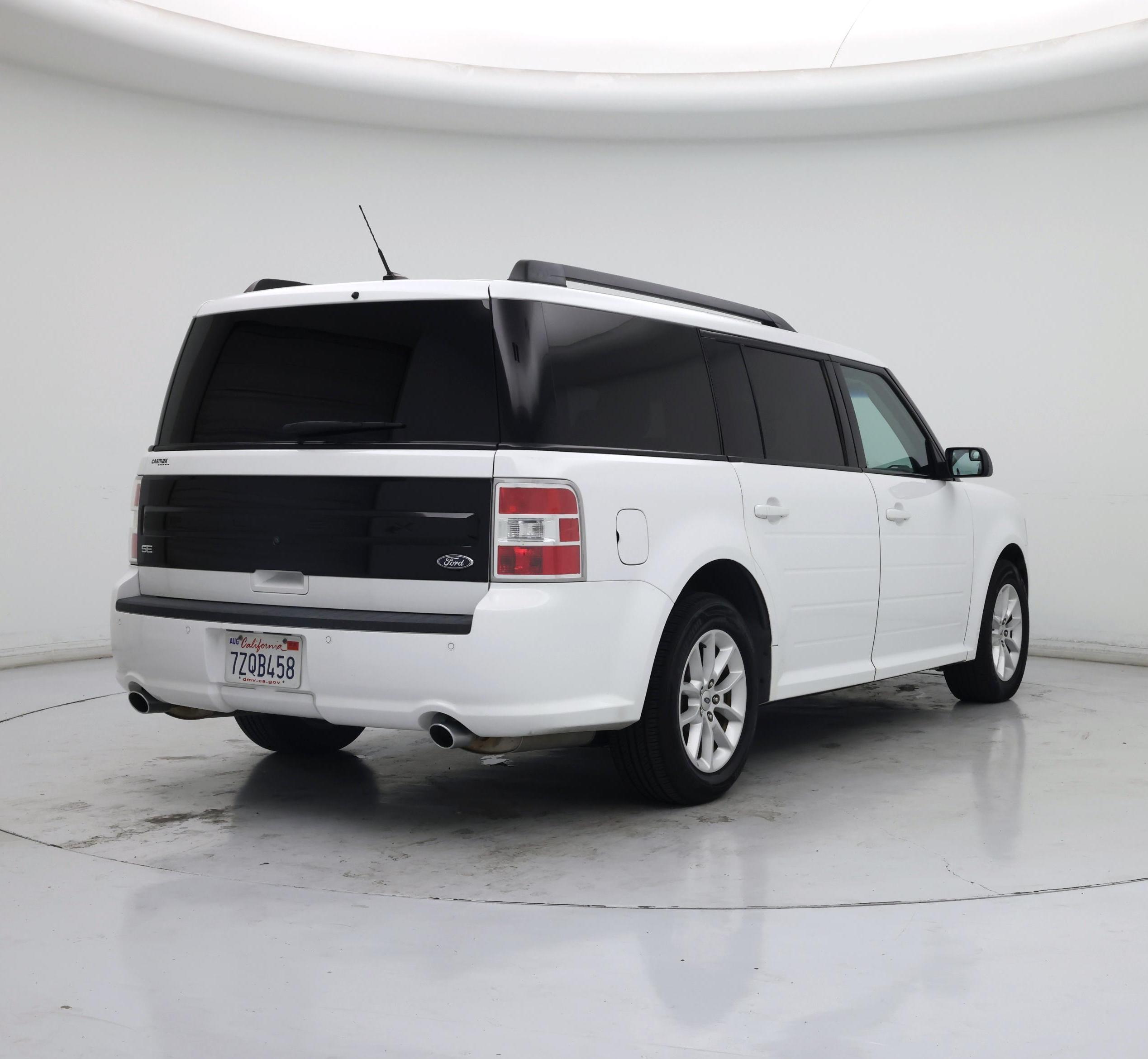 Thumbnail: 2016 Ford Flex - 8