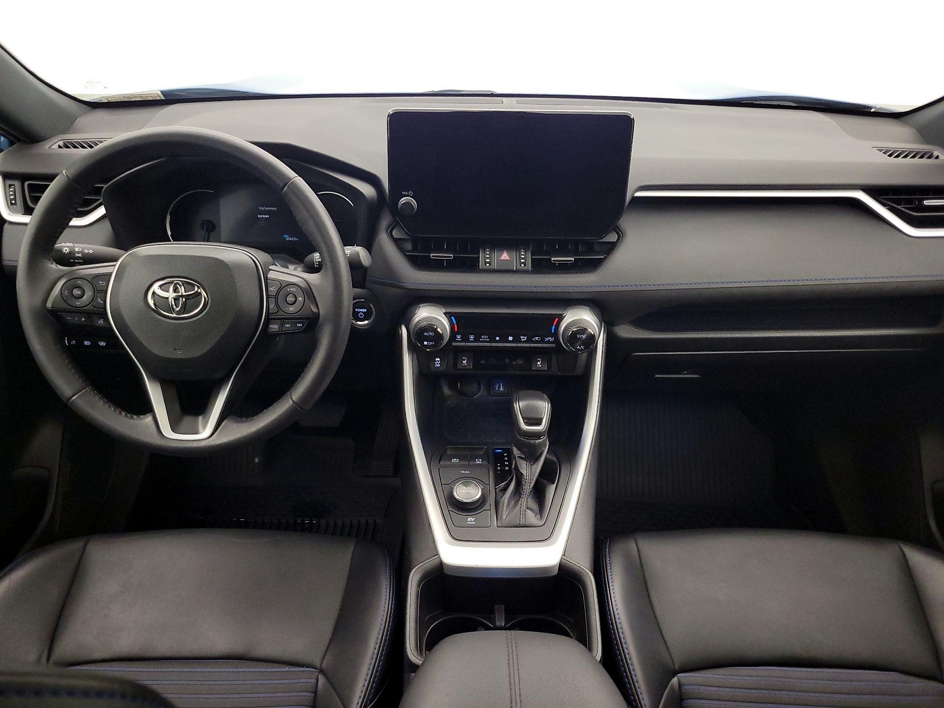Thumbnail: 2023 Toyota RAV4 - 9