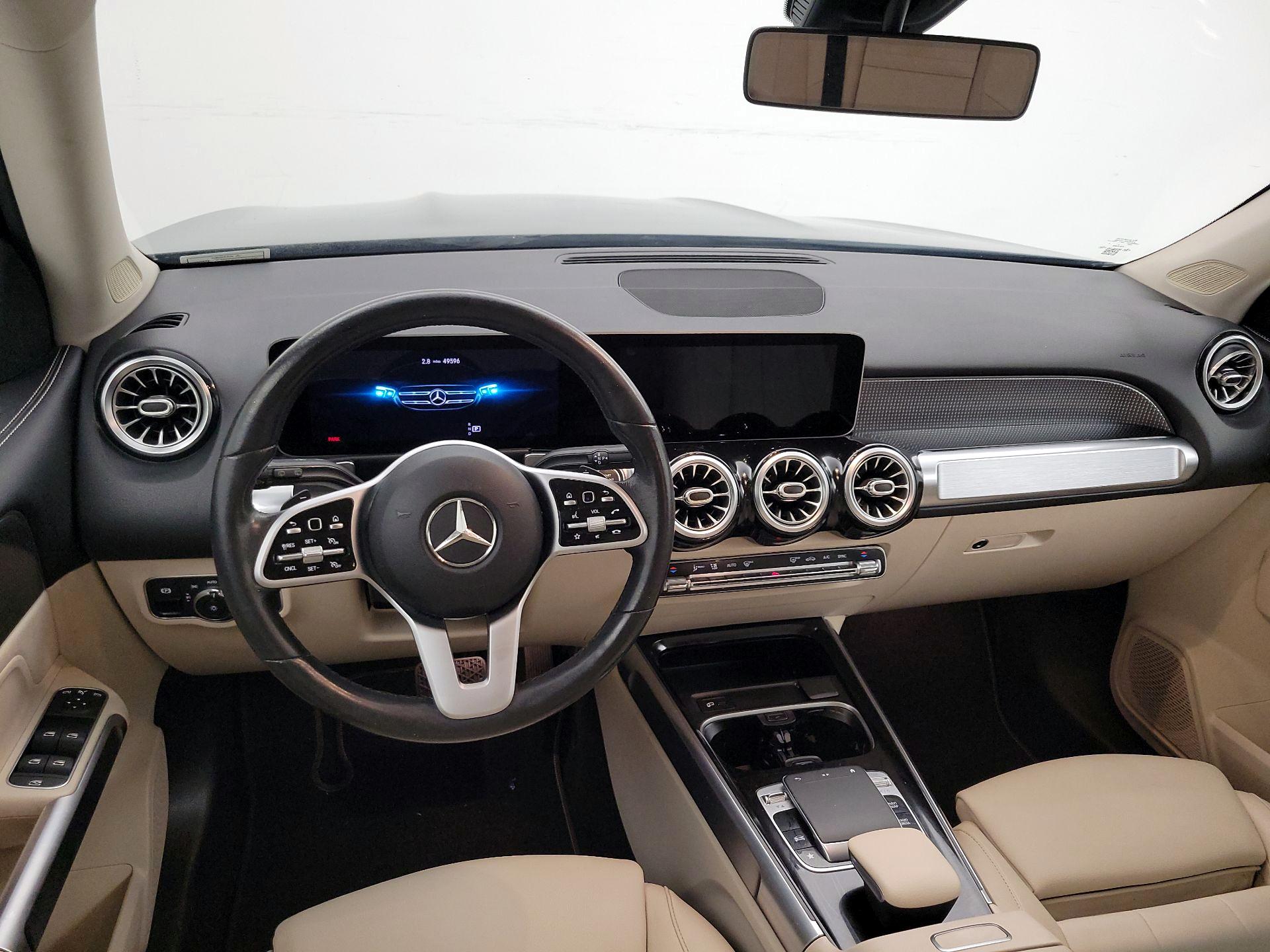 Thumbnail: 2020 Mercedes-Benz GLB - 9