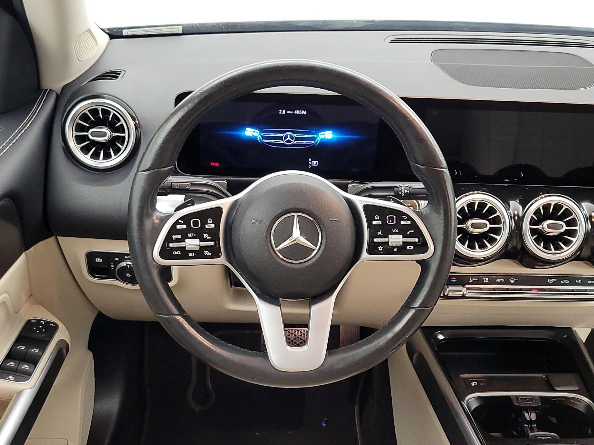 Thumbnail: 2020 Mercedes-Benz GLB - 10