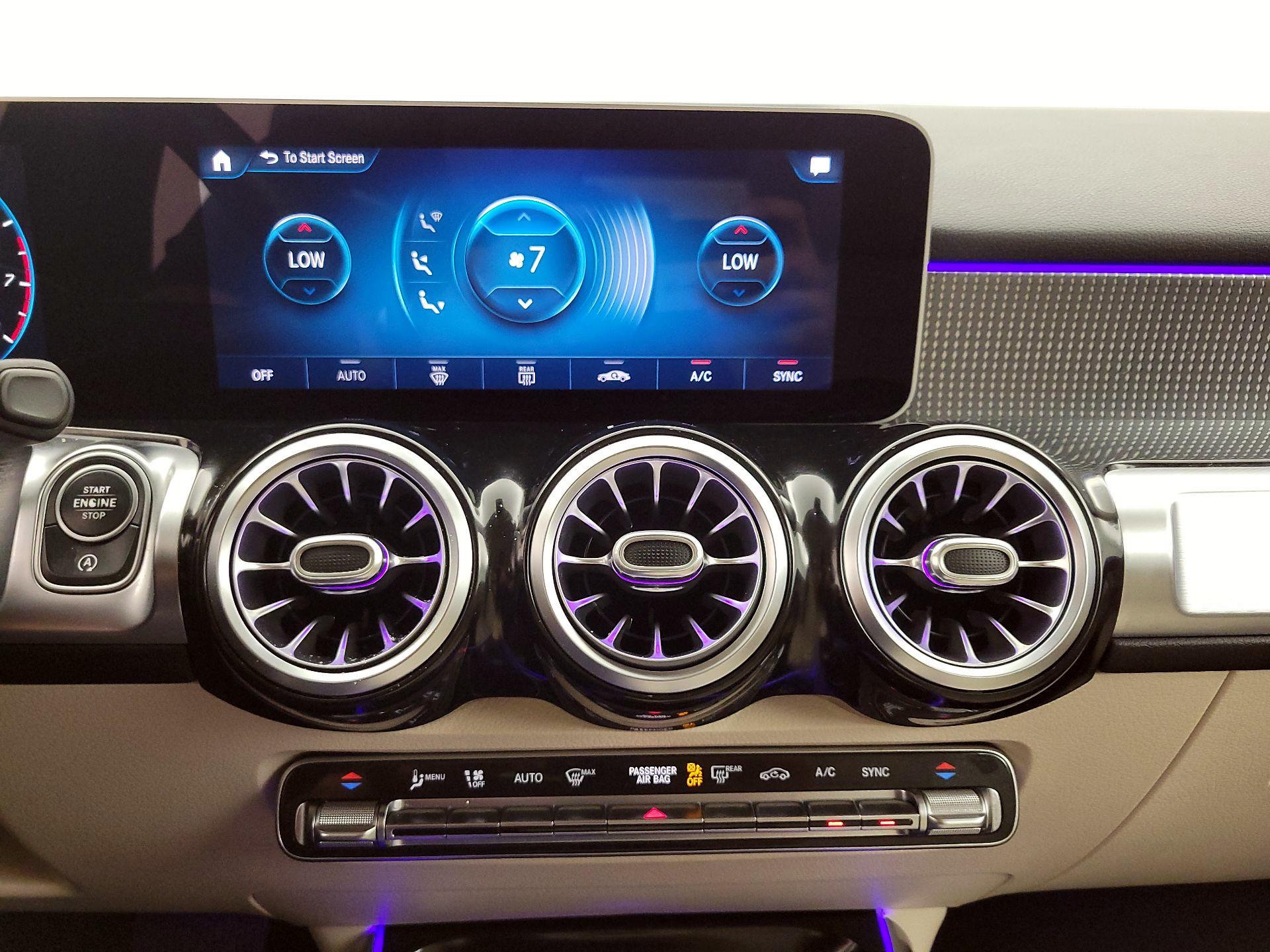 Thumbnail: 2020 Mercedes-Benz GLB - 16