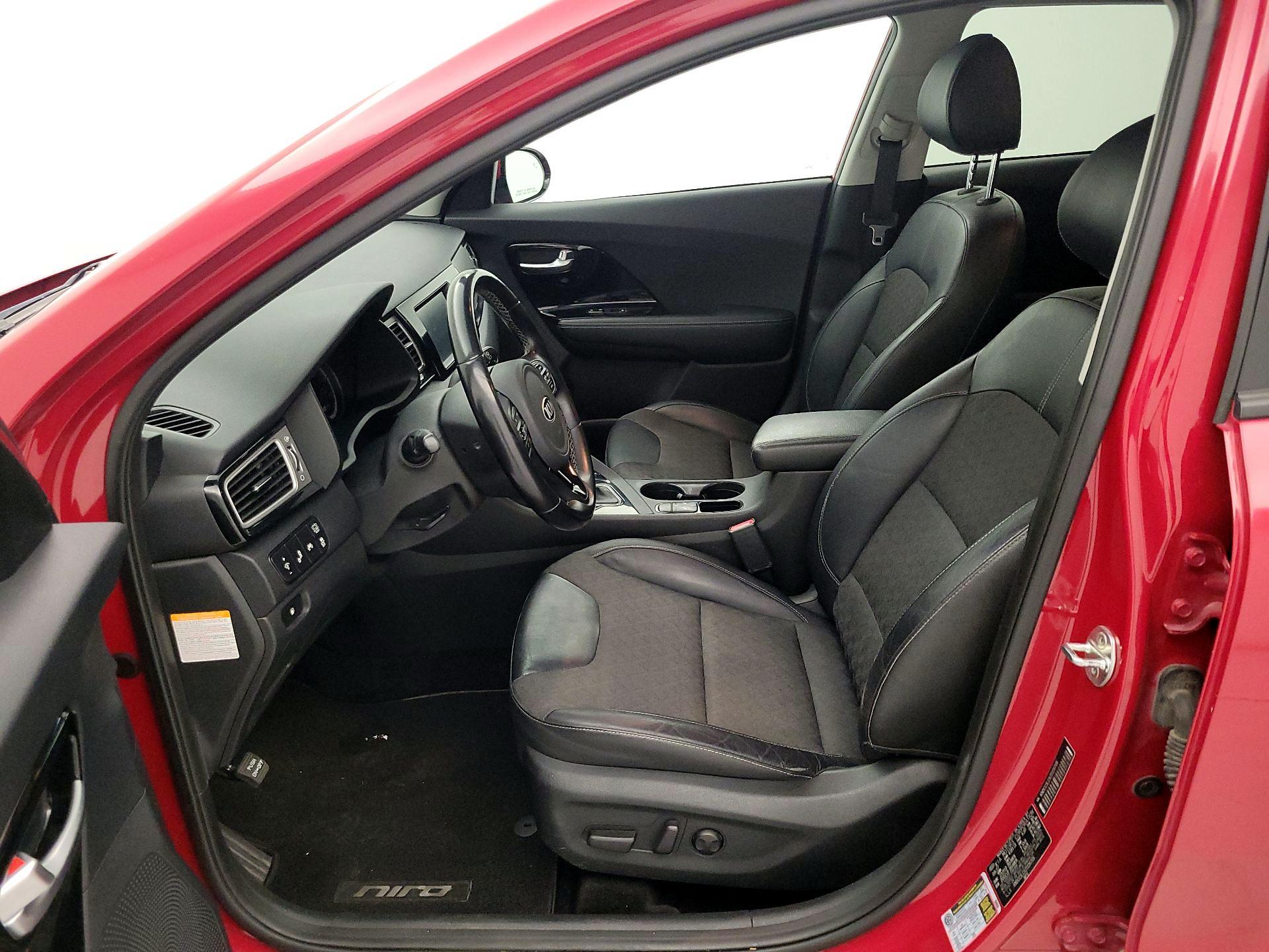 Thumbnail: 2018 Kia Niro - 11