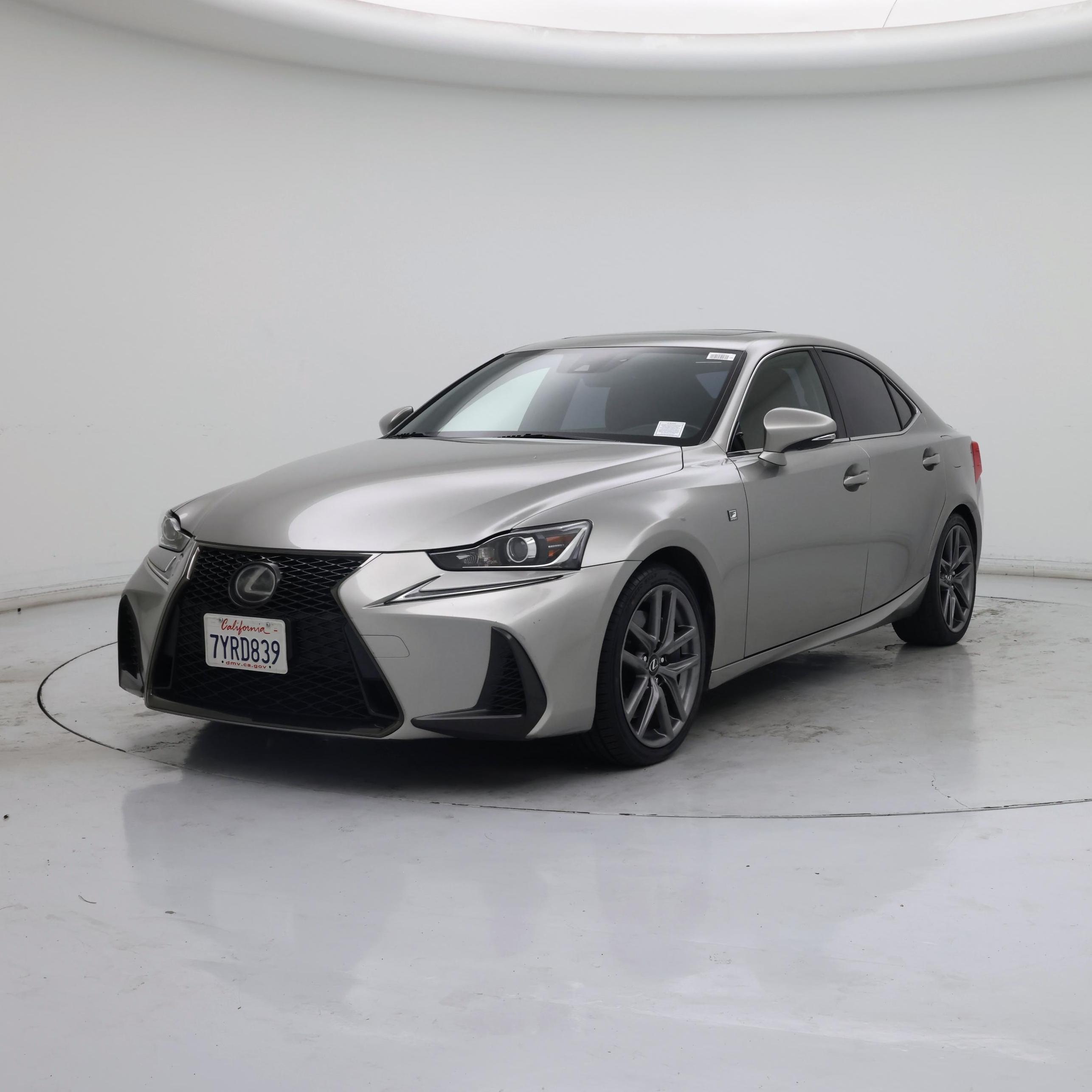 Thumbnail: 2017 Lexus IS - 4