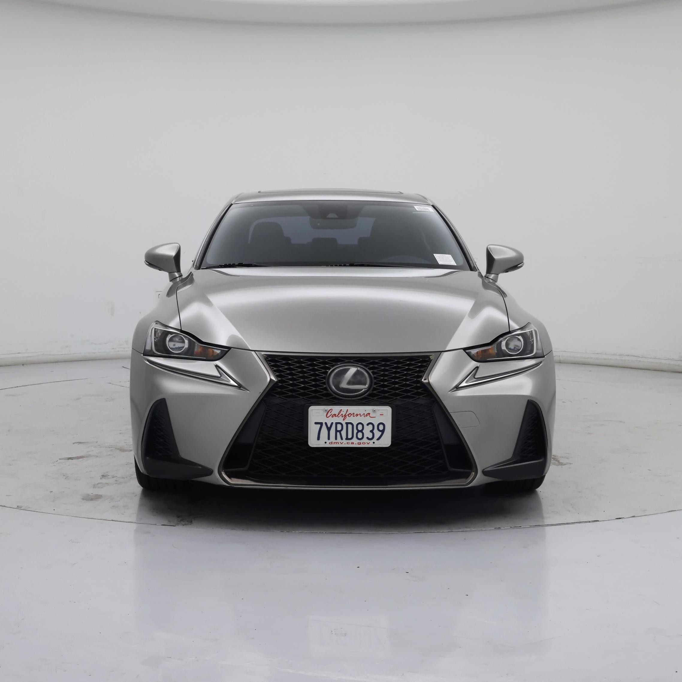 Thumbnail: 2017 Lexus IS - 5