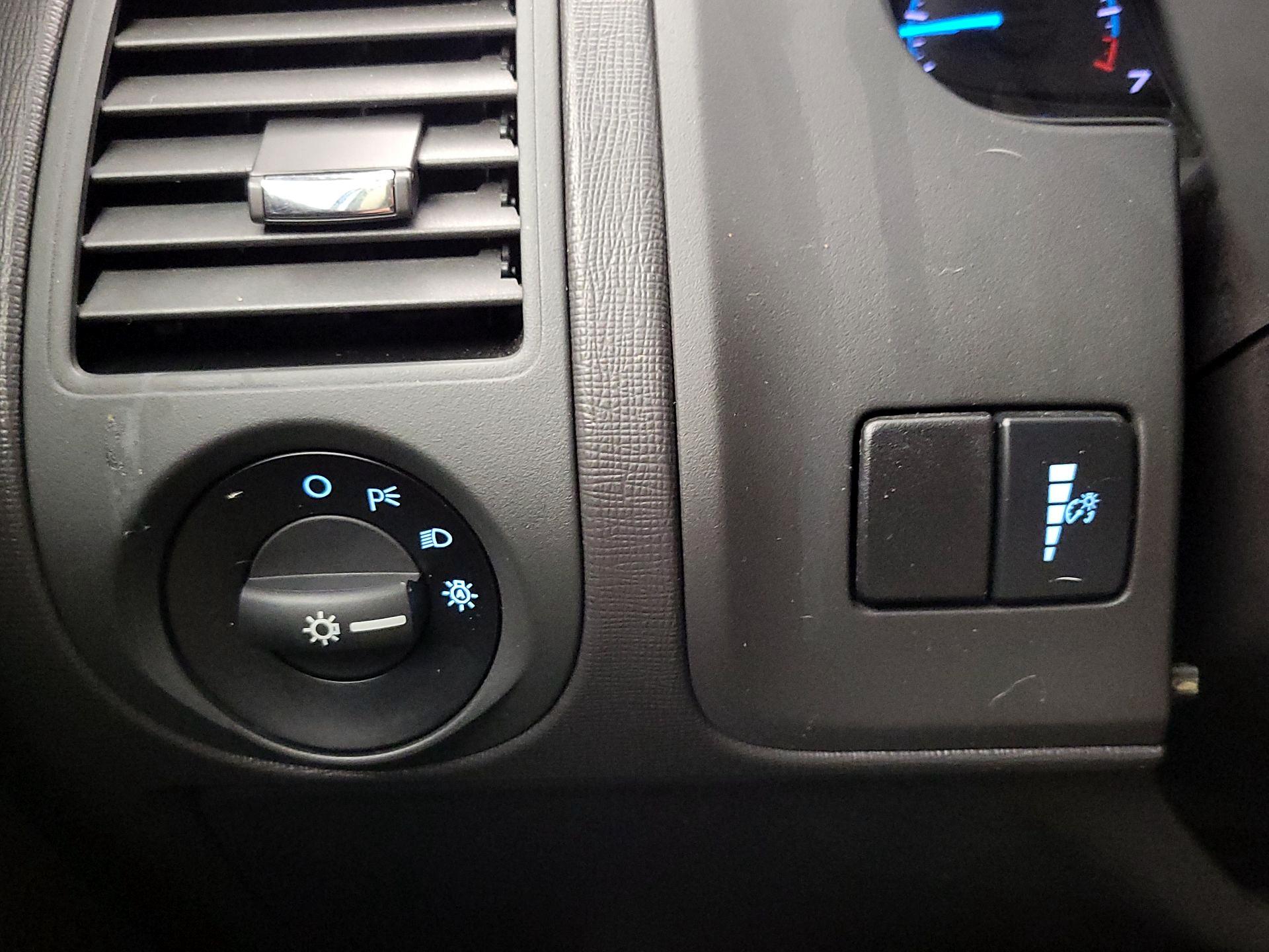 Thumbnail: 2019 Ford Flex - 13