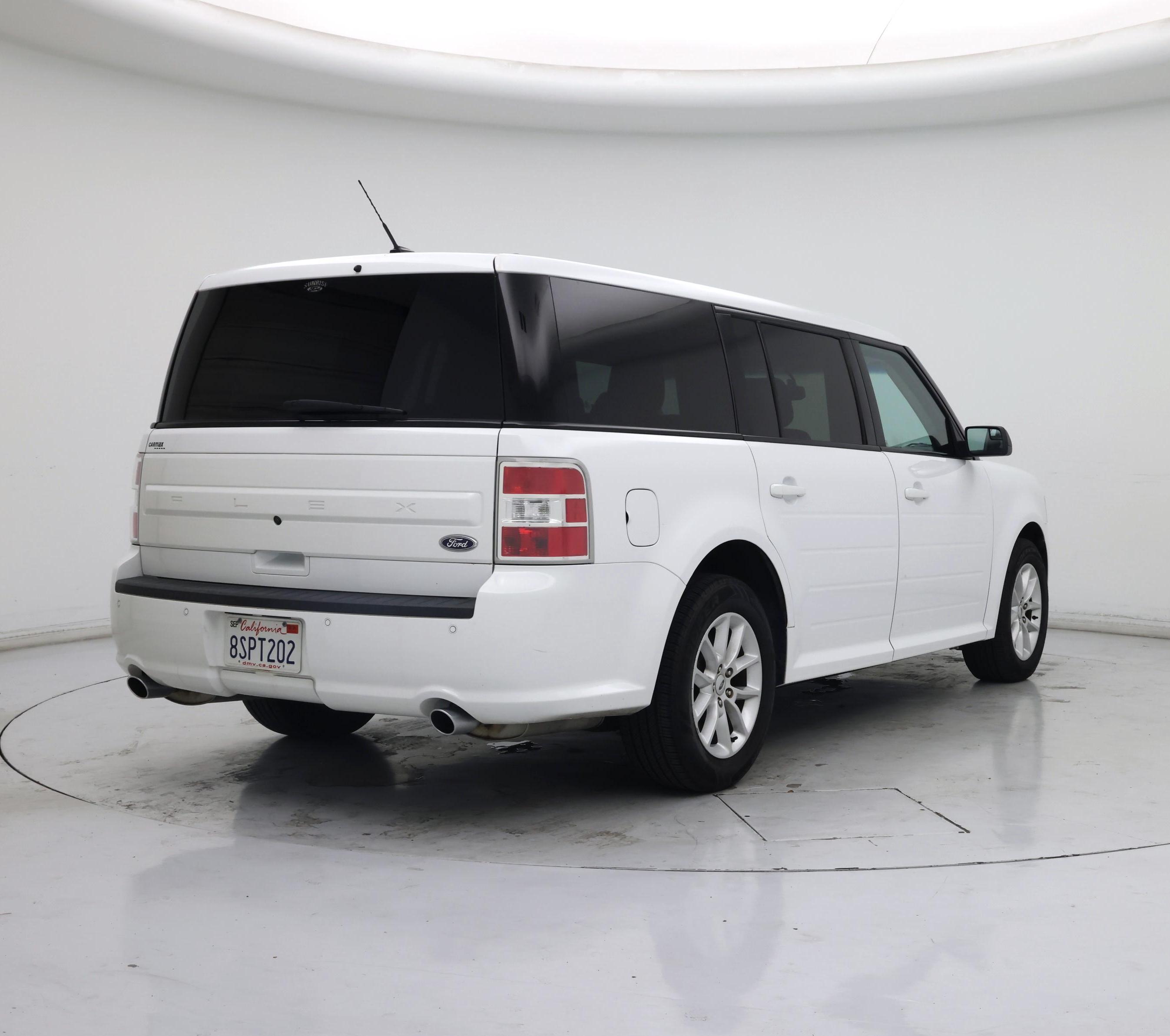 Thumbnail: 2019 Ford Flex - 8