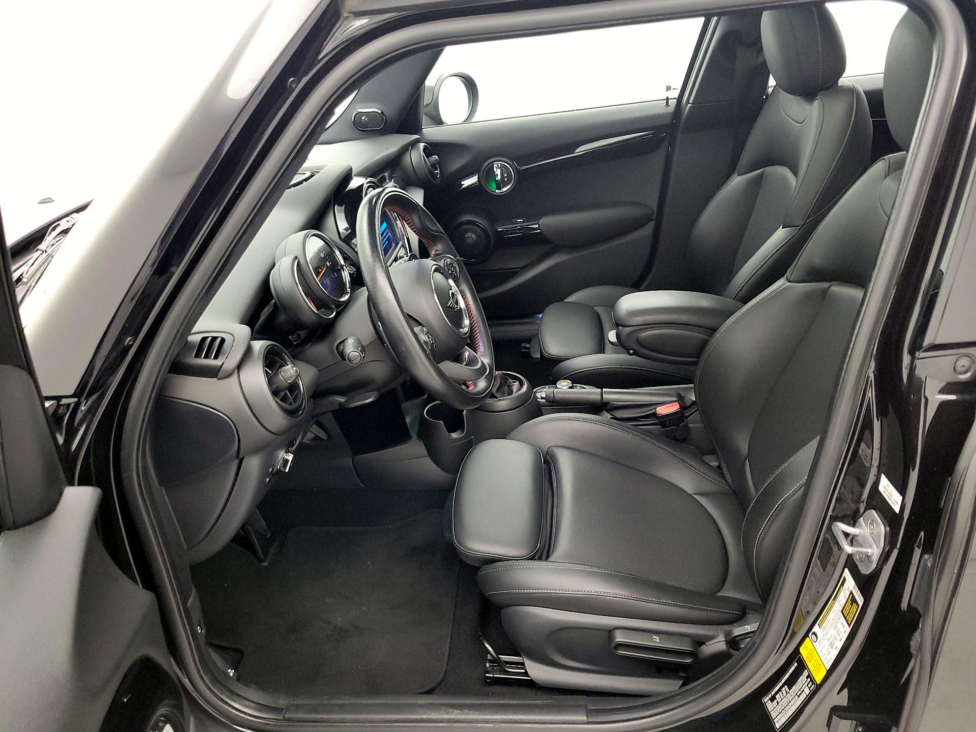 Thumbnail: 2019 MINI Cooper Hardtop - 11