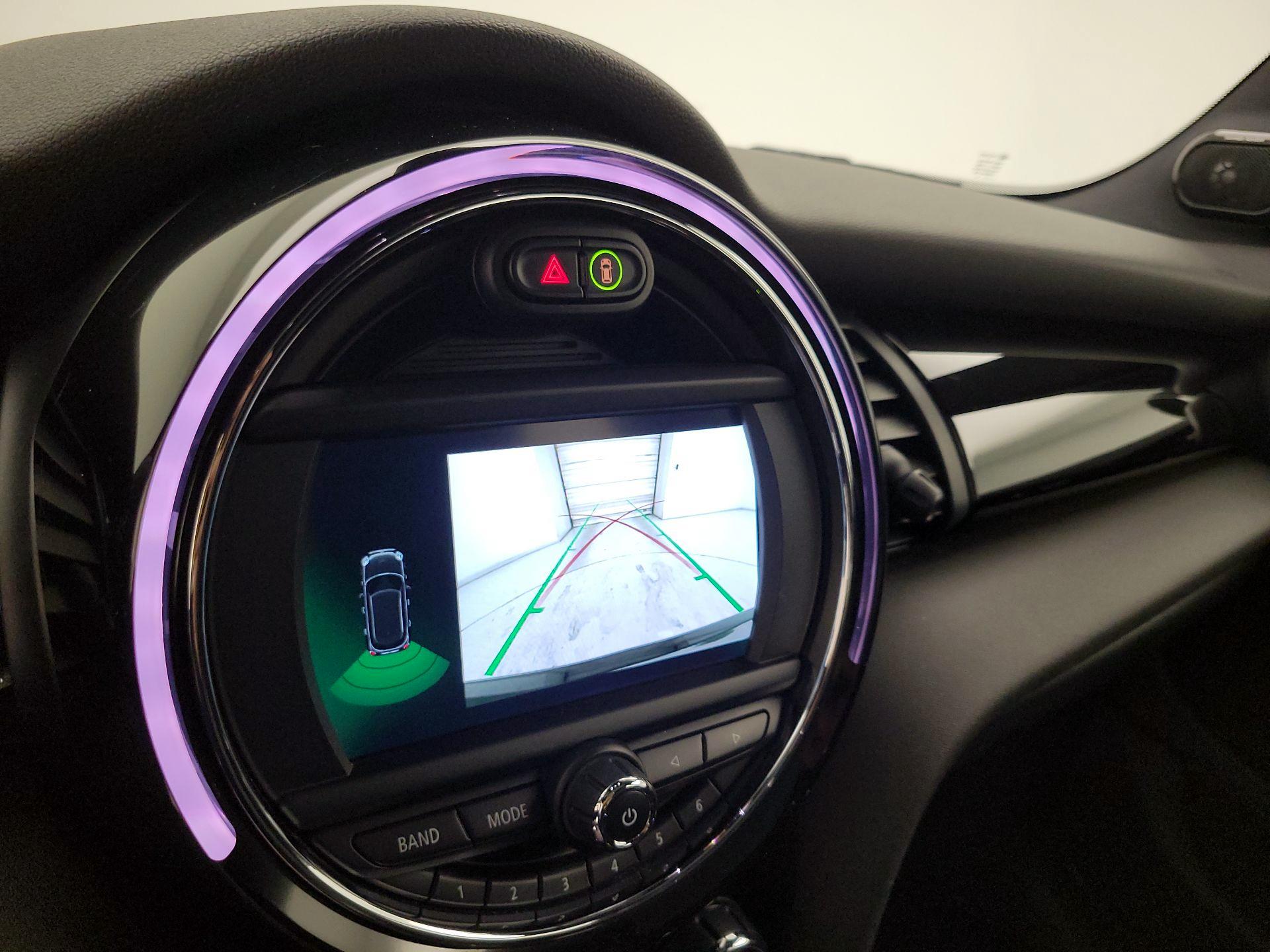 Thumbnail: 2019 MINI Cooper Hardtop - 14