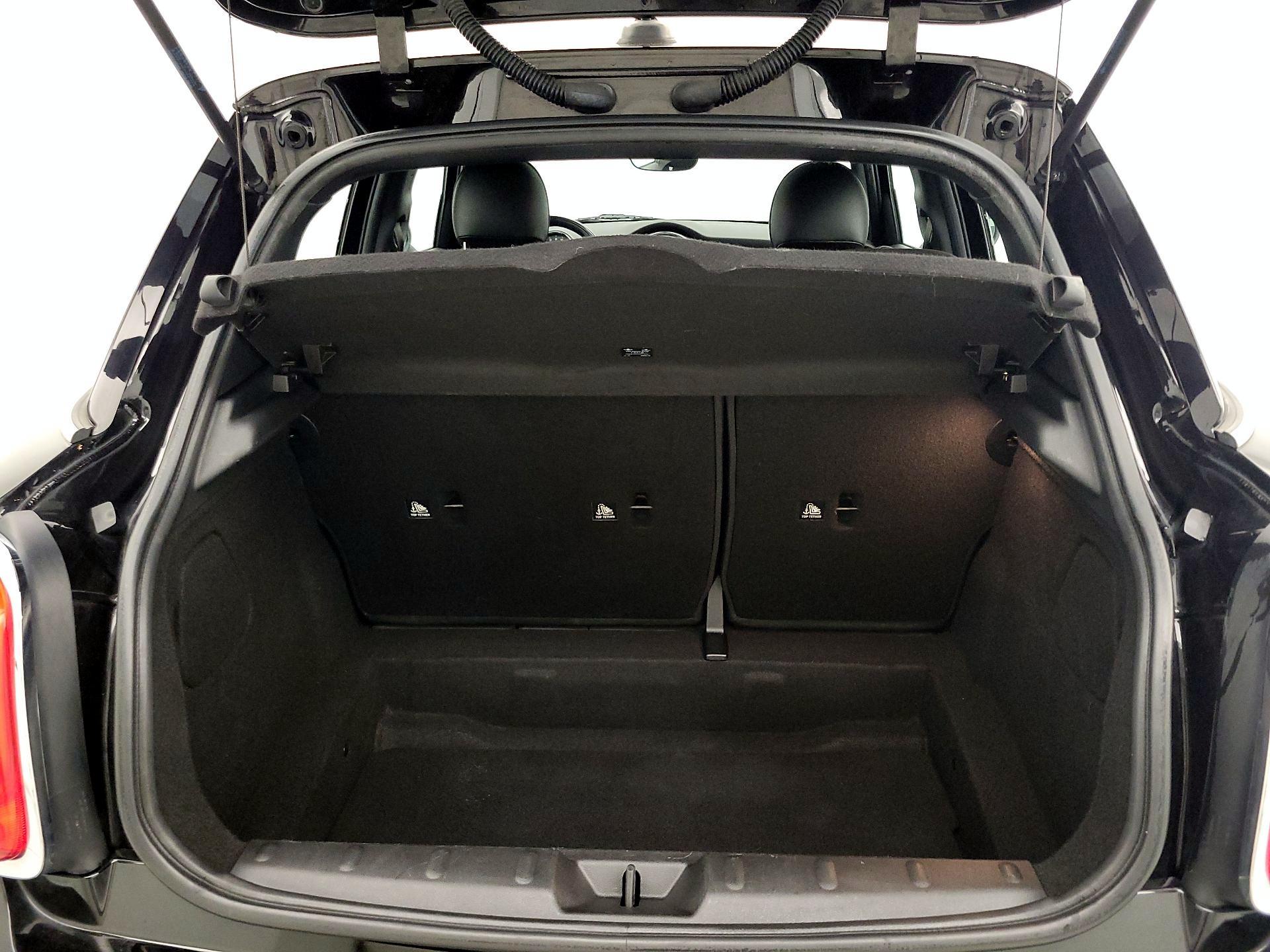 Thumbnail: 2019 MINI Cooper Hardtop - 20