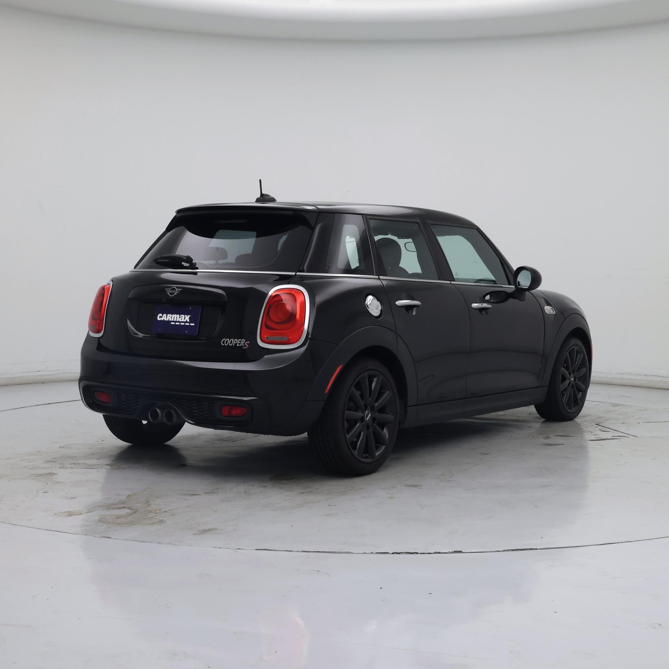 Thumbnail: 2019 MINI Cooper Hardtop - 8