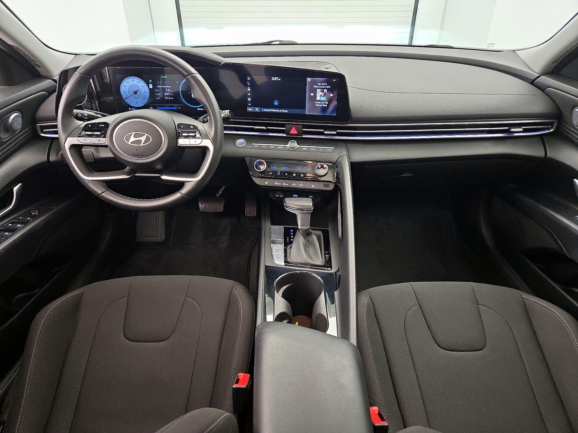 Thumbnail: 2024 Hyundai Elantra - 9