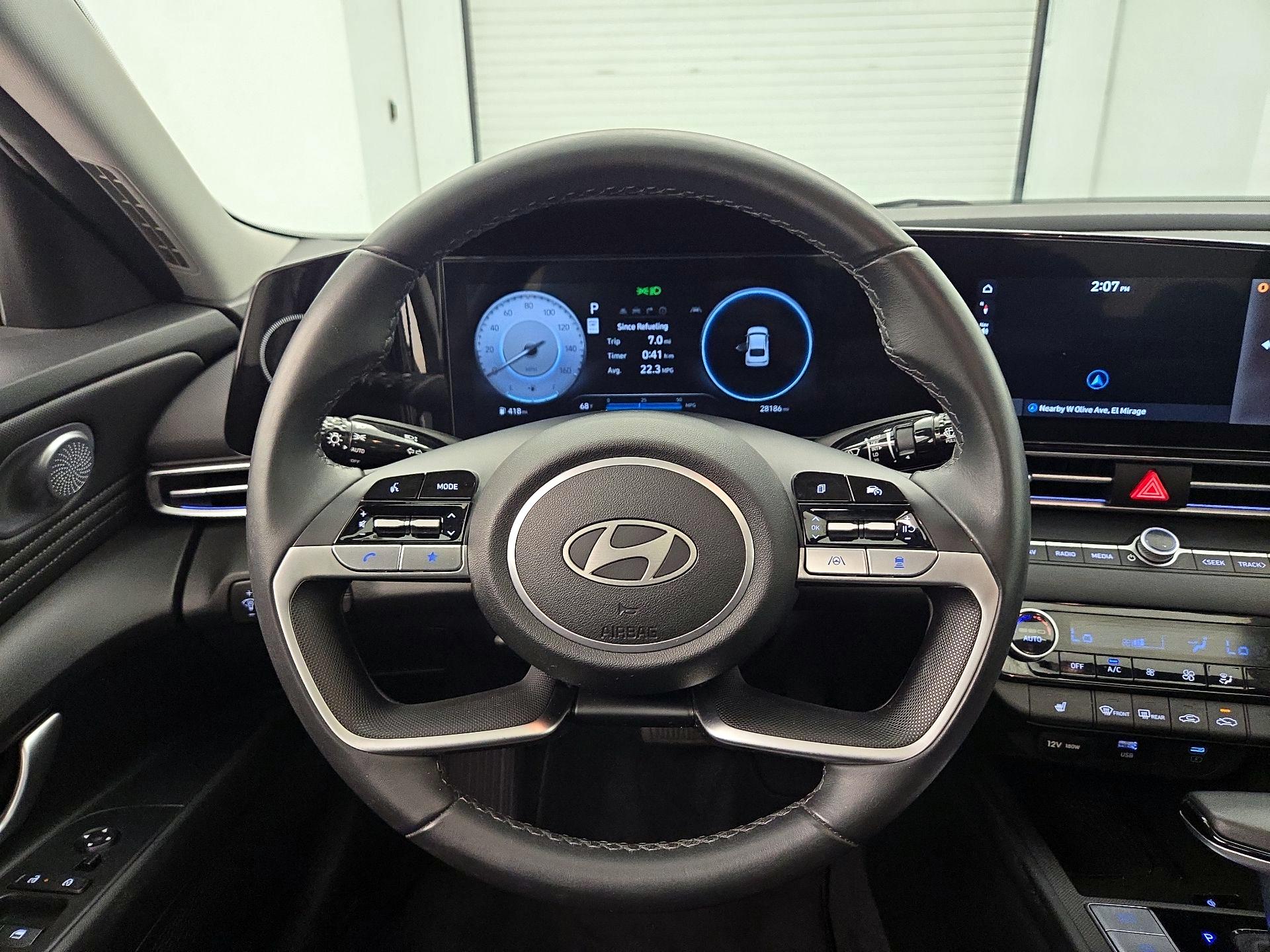 Thumbnail: 2024 Hyundai Elantra - 10