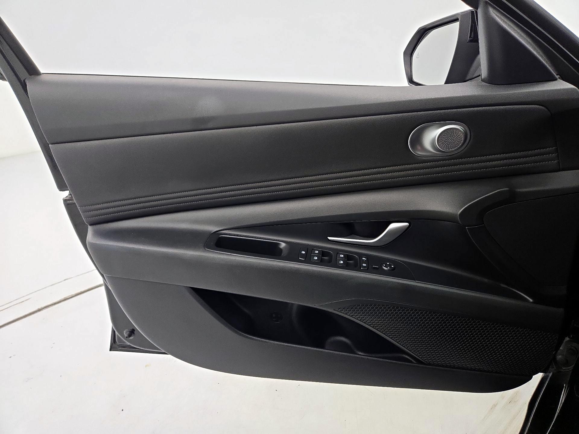 Thumbnail: 2024 Hyundai Elantra - 12