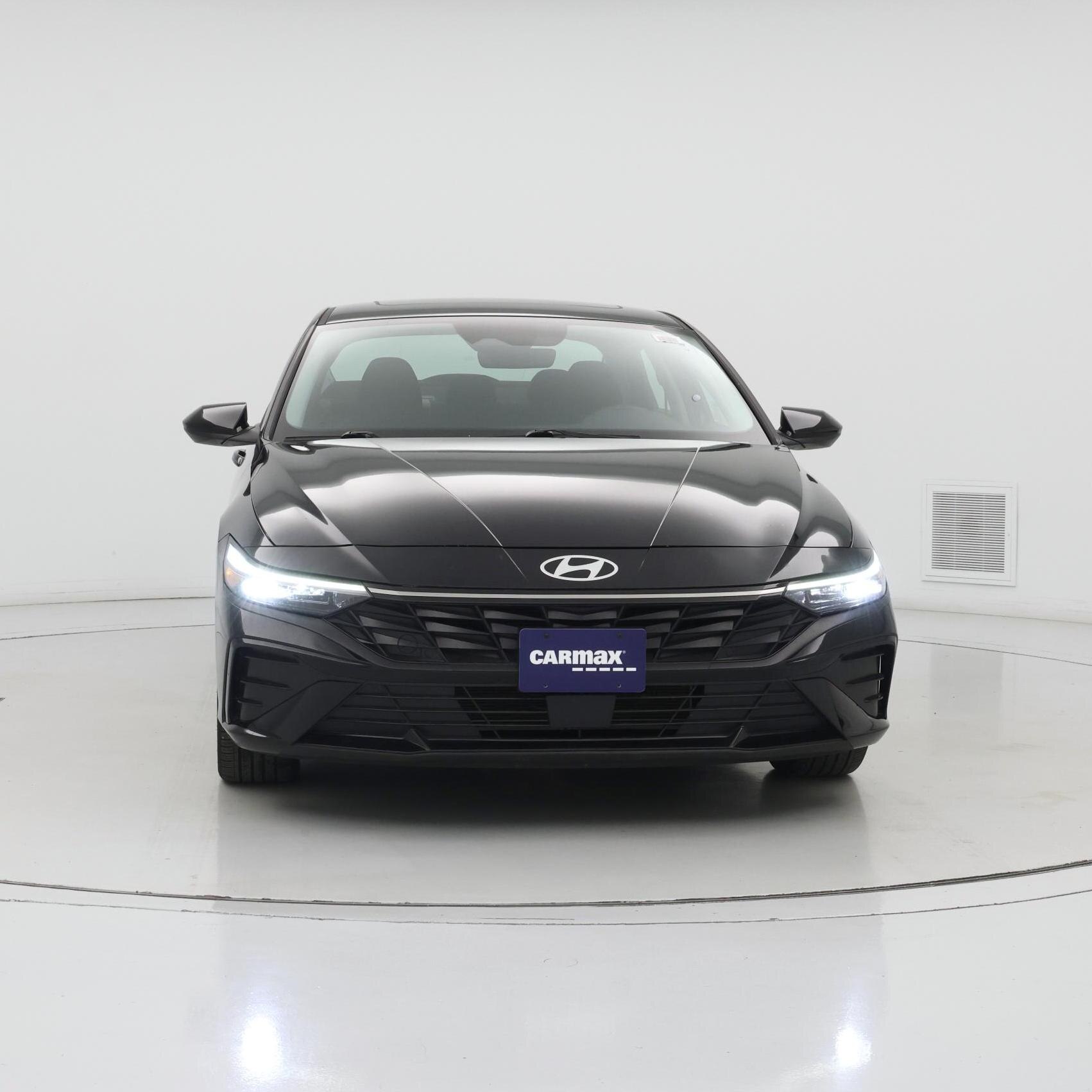Thumbnail: 2024 Hyundai Elantra - 5