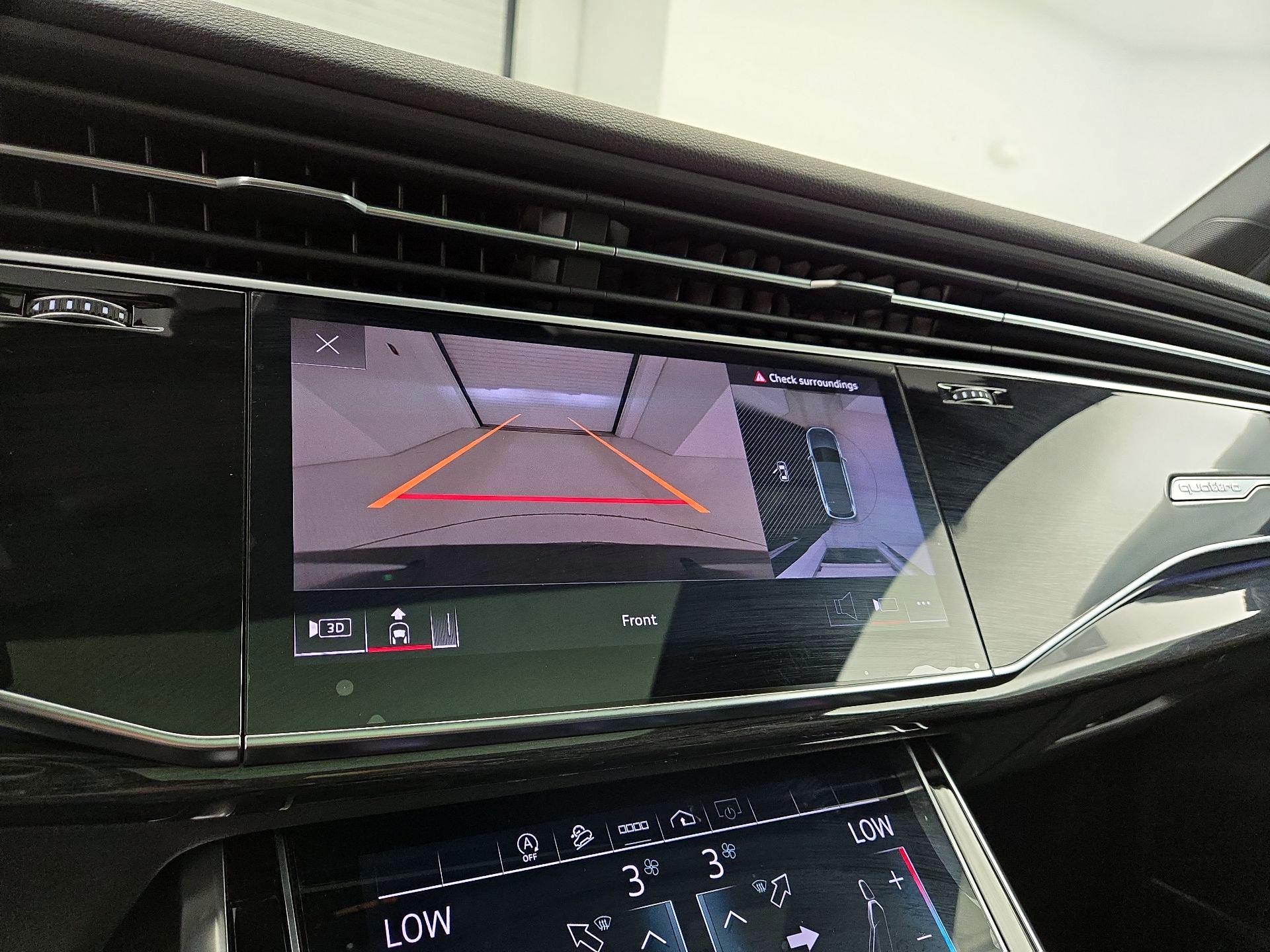 Thumbnail: 2021 Audi Q7 - 15