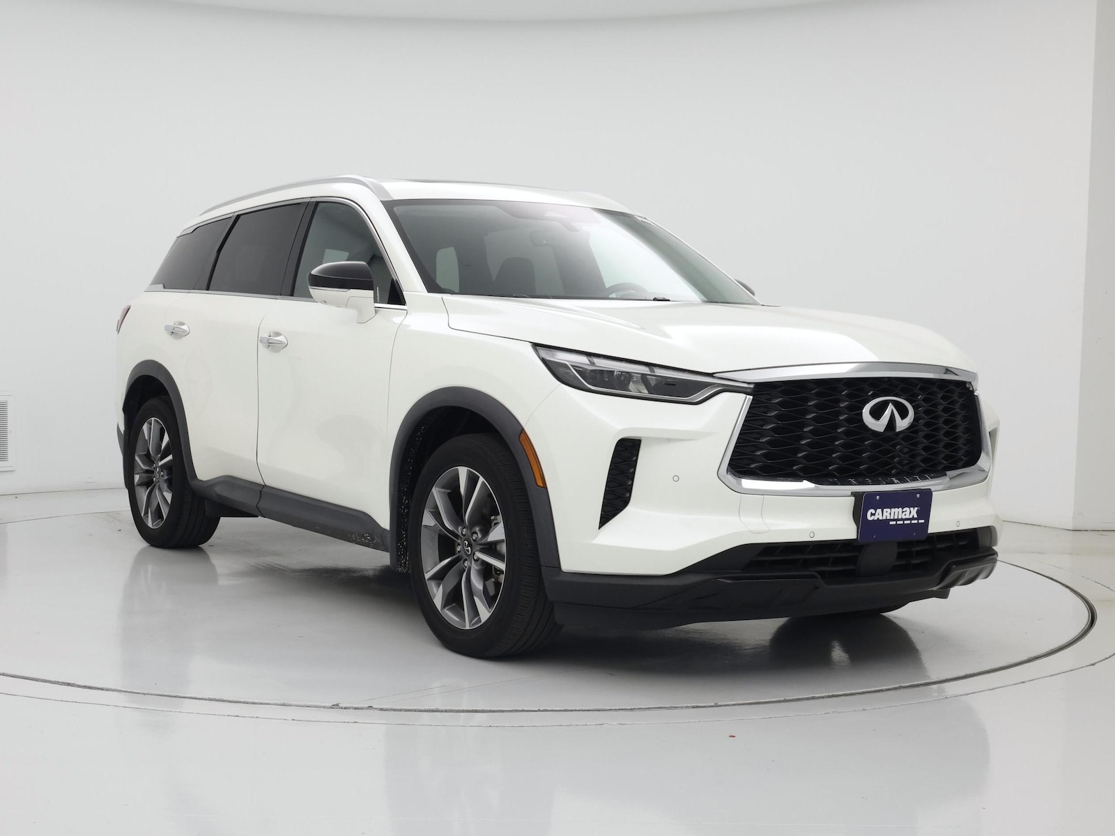 2023 INFINITI QX60 LUXE - Photo 2