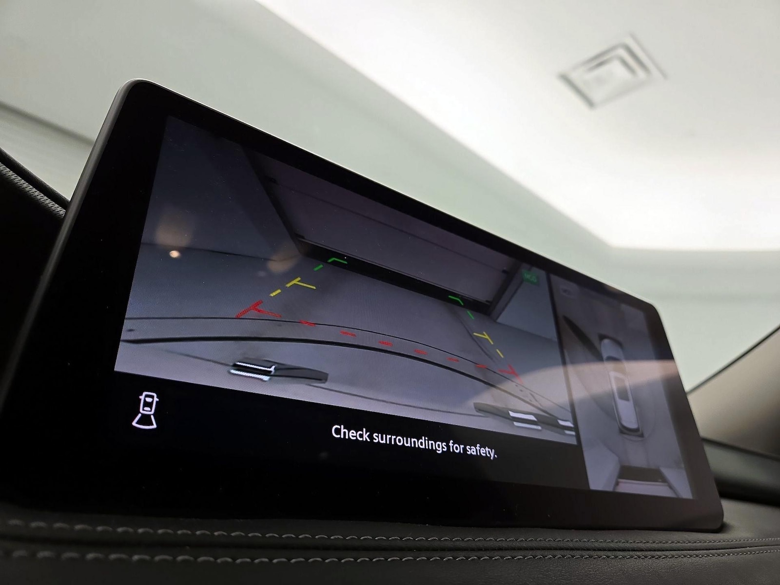 2023 INFINITI QX60 LUXE - Photo 16