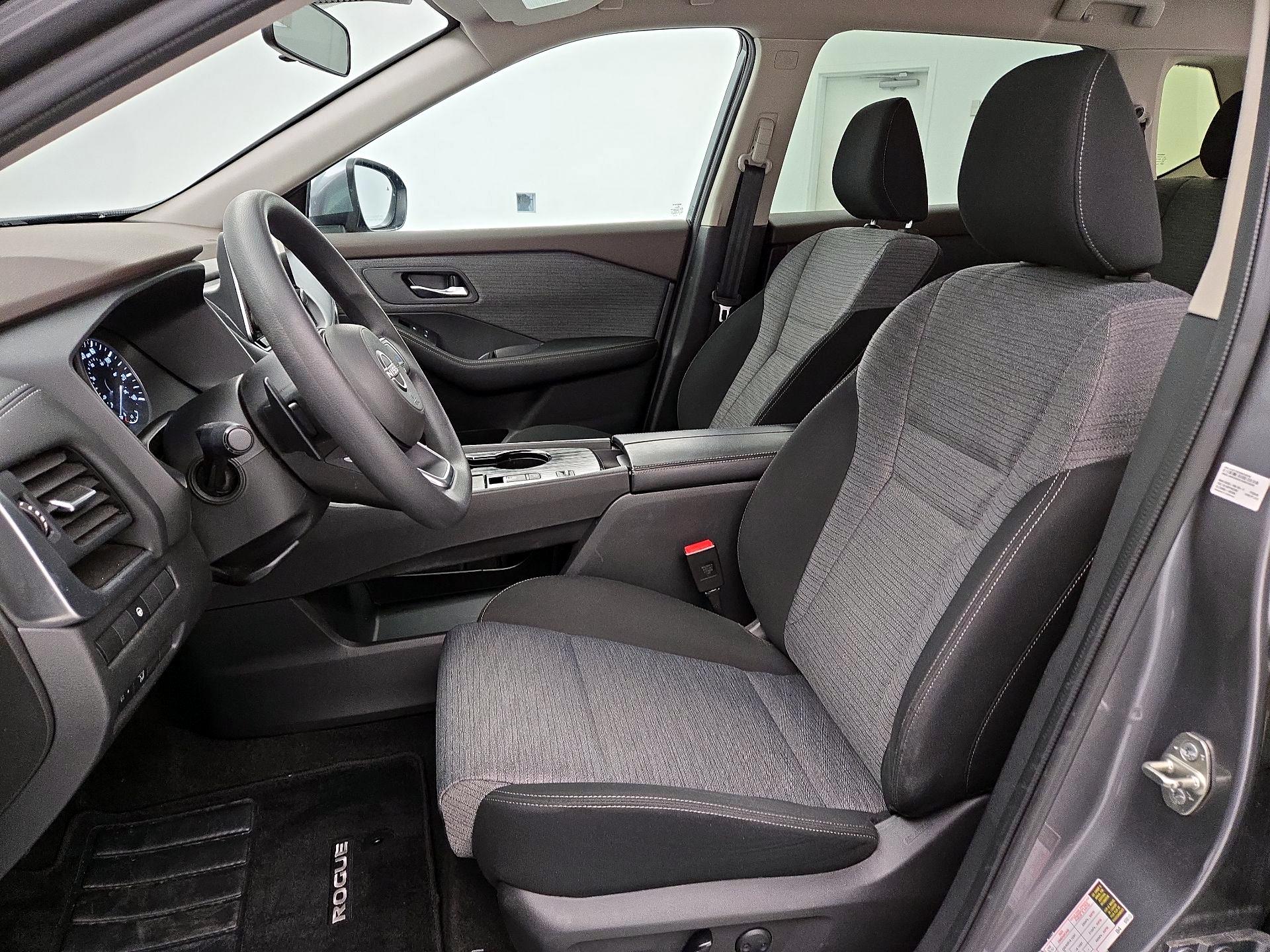 Thumbnail: 2023 Nissan Rogue - 11