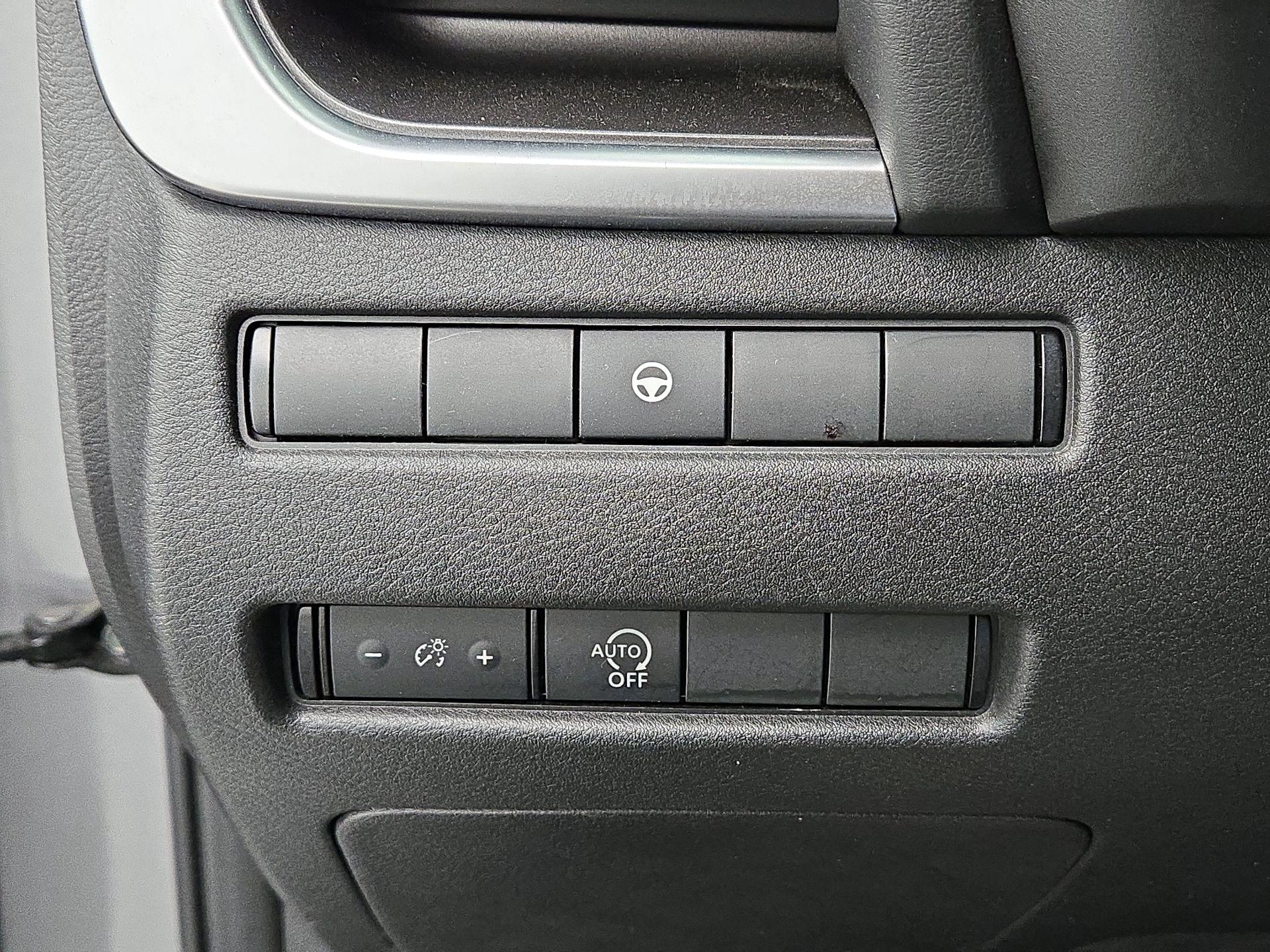 Thumbnail: 2023 Nissan Rogue - 13