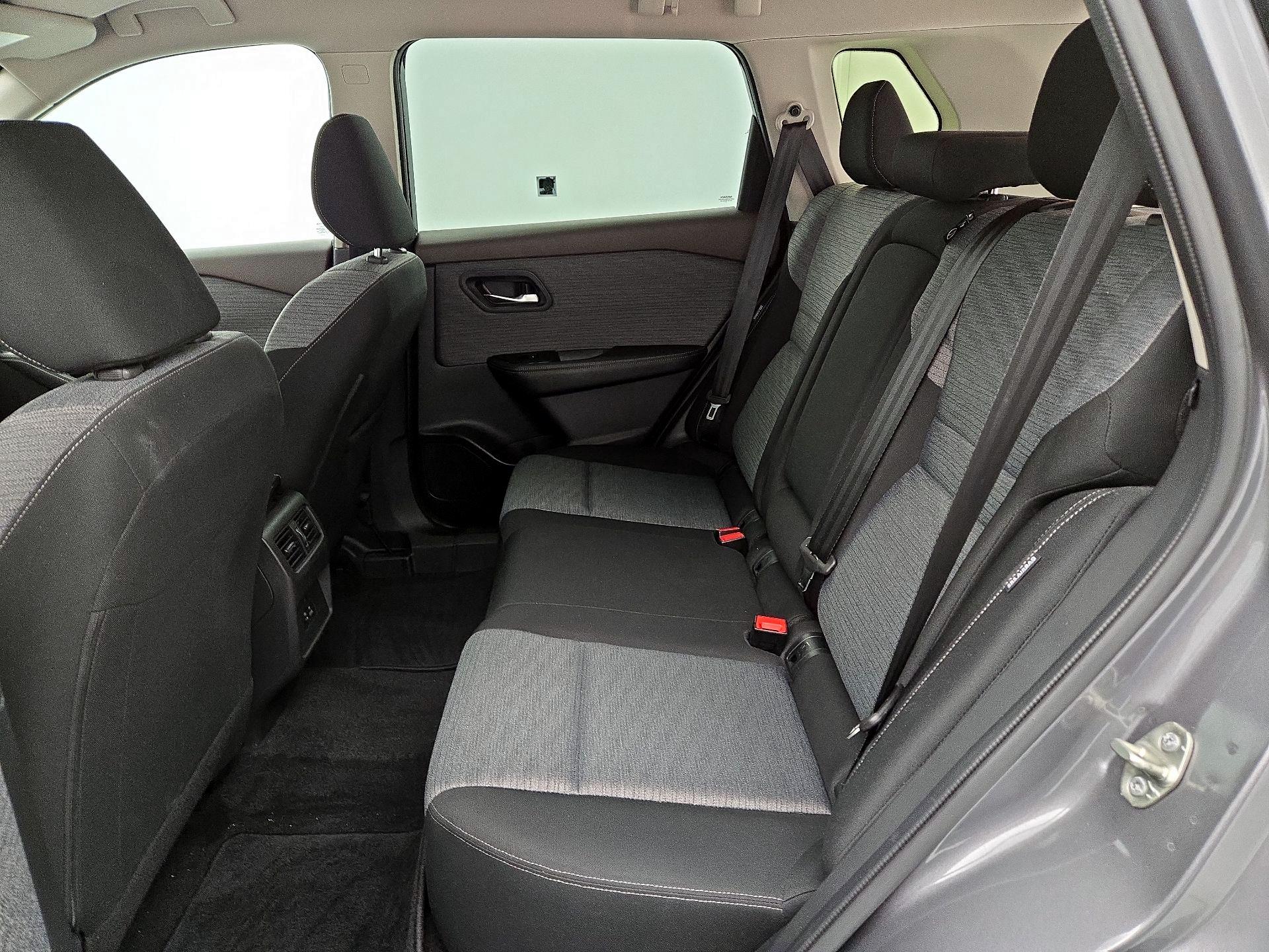 Thumbnail: 2023 Nissan Rogue - 19