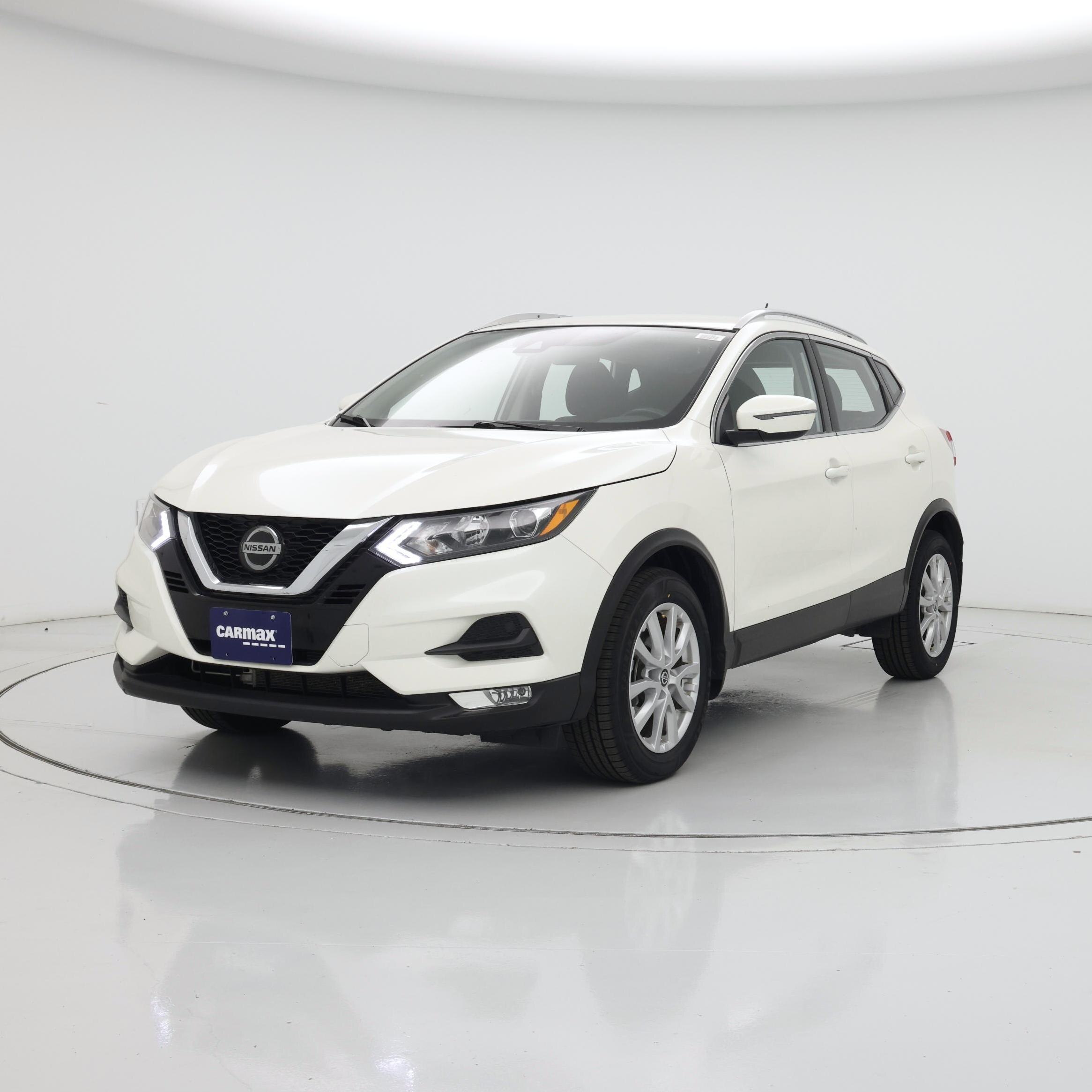 Thumbnail: 2021 Nissan Rogue Sport - 4