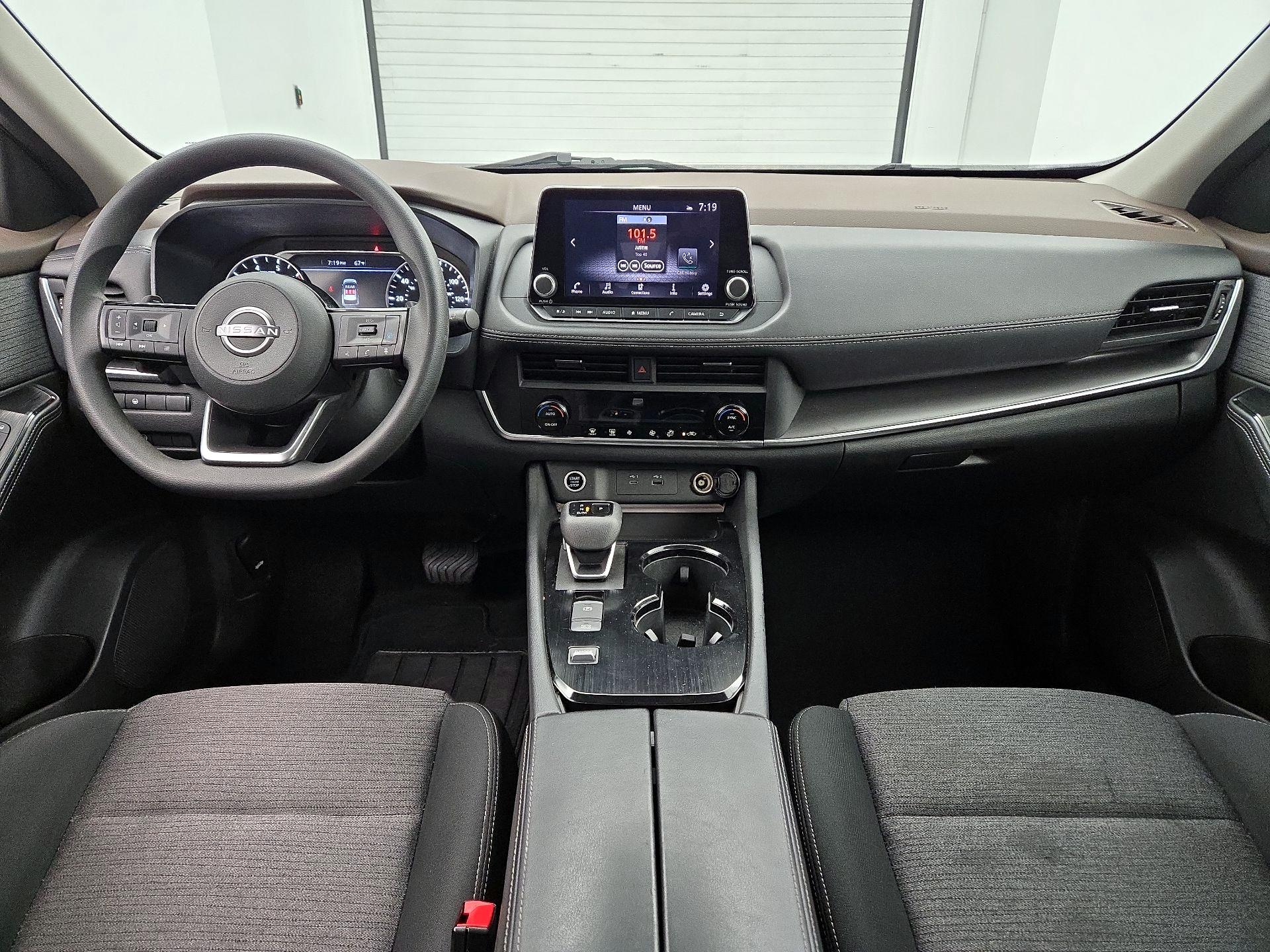 Thumbnail: 2023 Nissan Rogue - 9