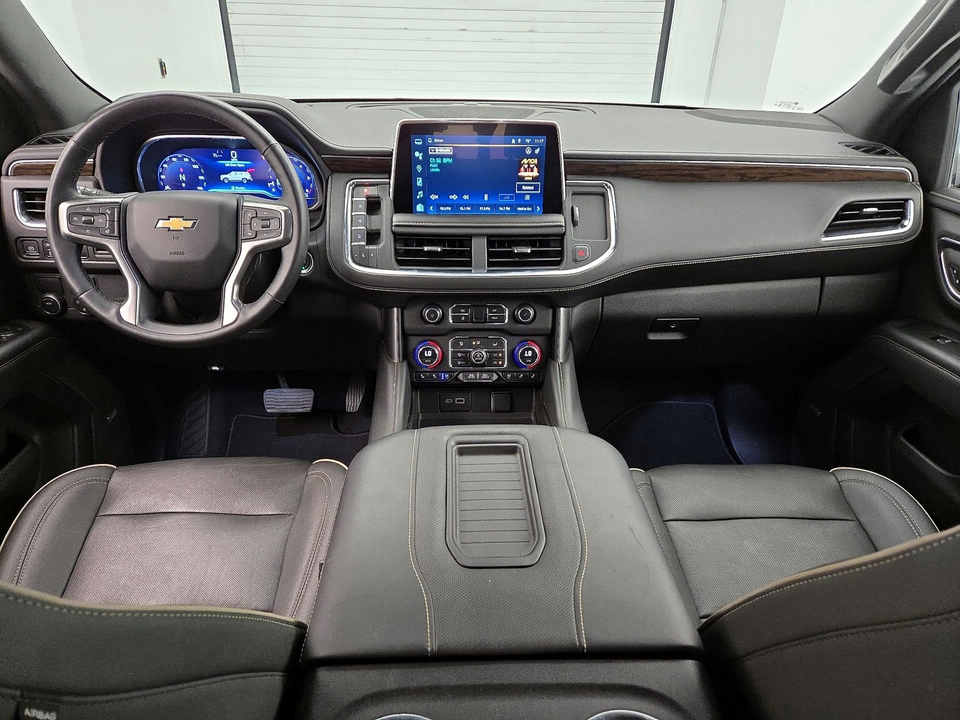 Thumbnail: 2023 Chevrolet Suburban - 9