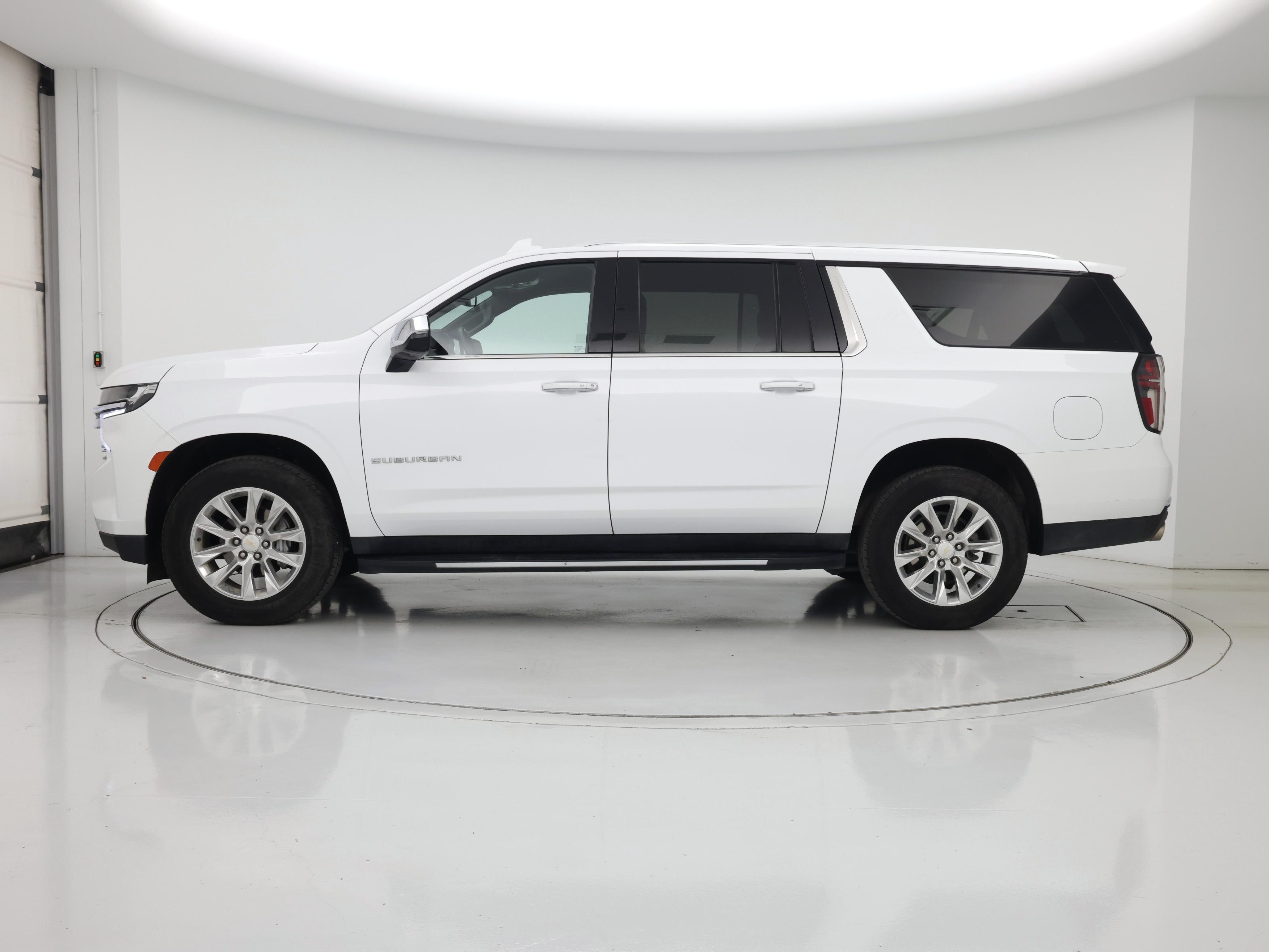 Thumbnail: 2023 Chevrolet Suburban - 3