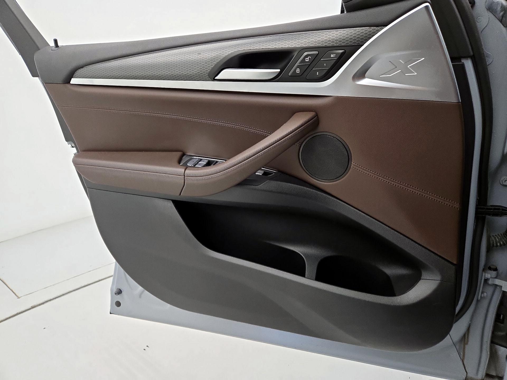 Thumbnail: 2022 BMW X3 - 12