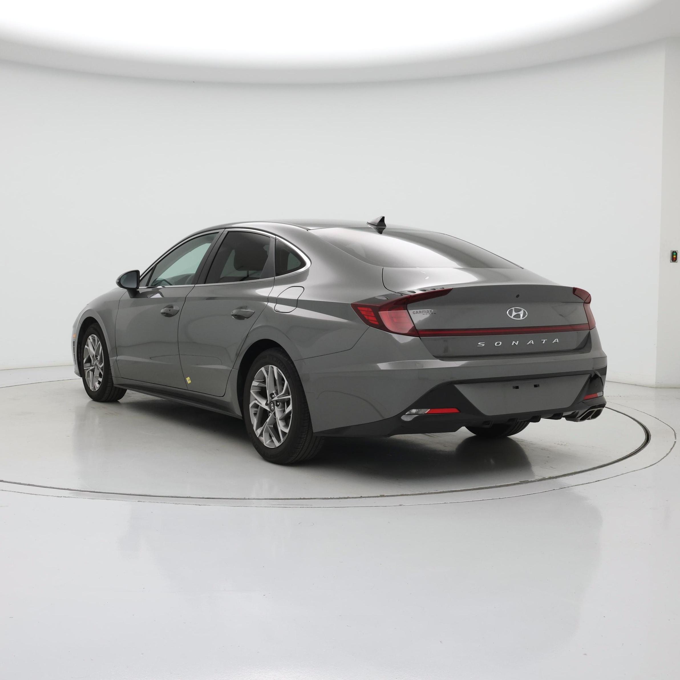 Thumbnail: 2021 Hyundai Sonata - 2