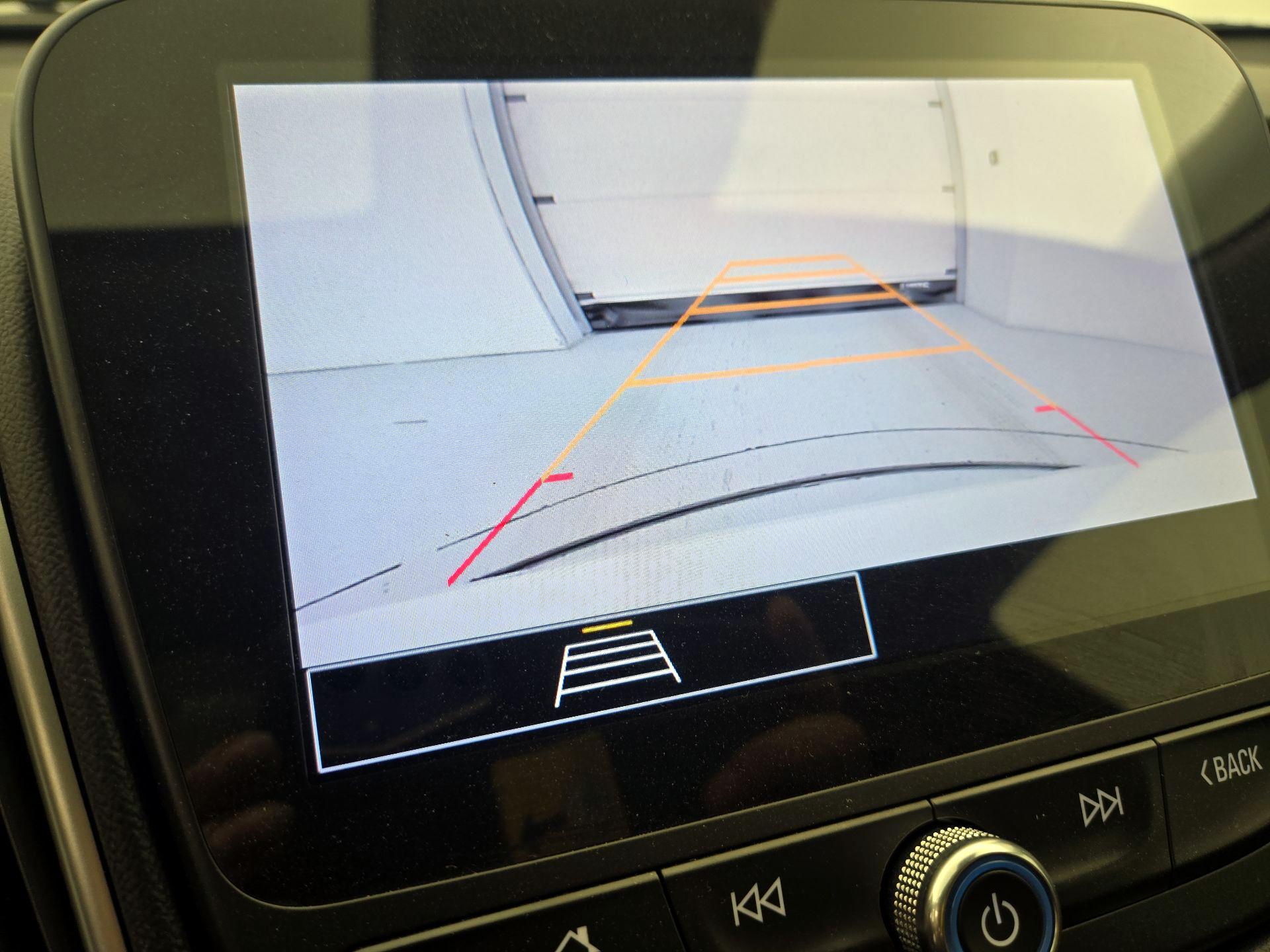 Thumbnail: 2023 Chevrolet Malibu - 14