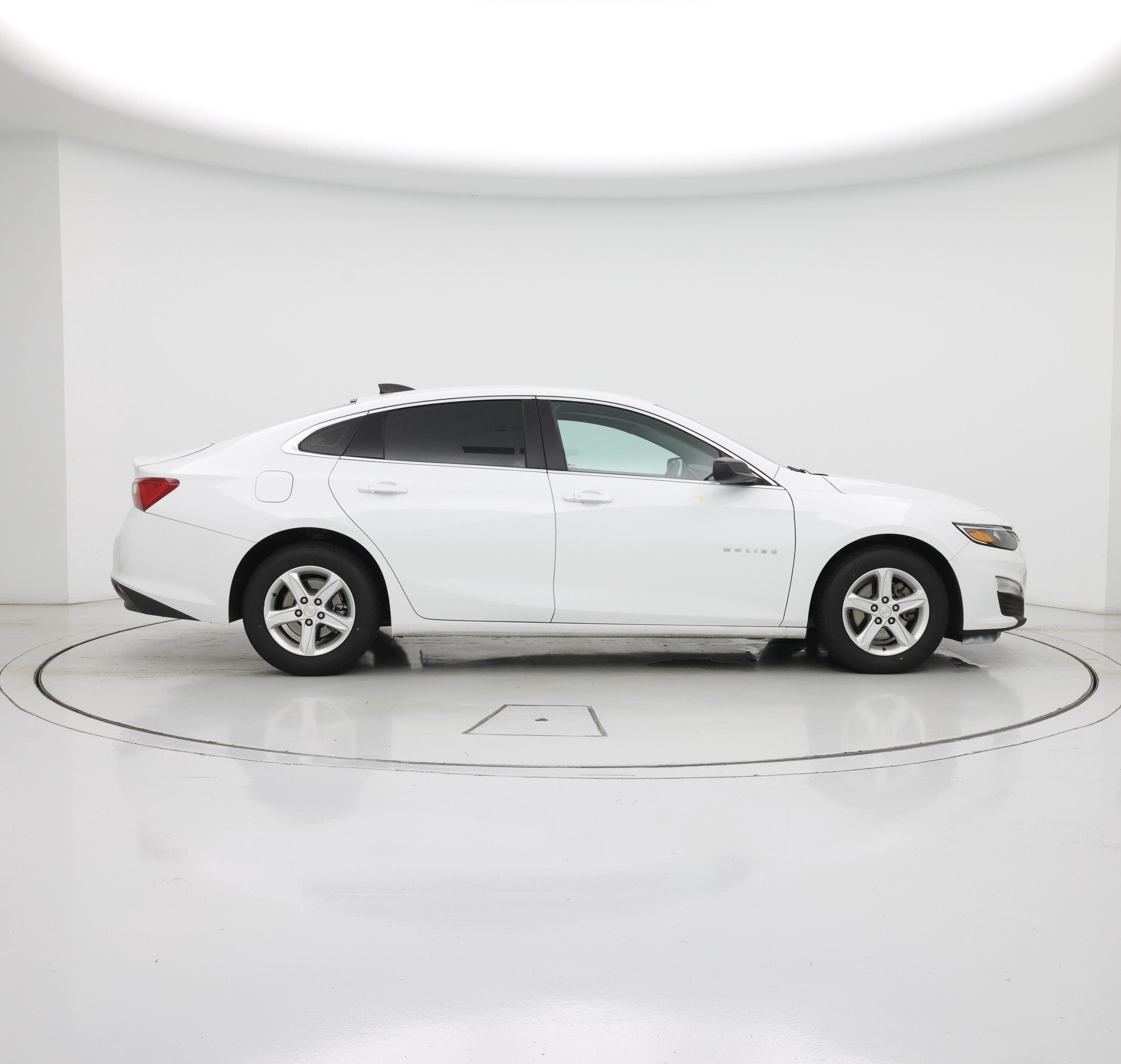 Thumbnail: 2023 Chevrolet Malibu - 7