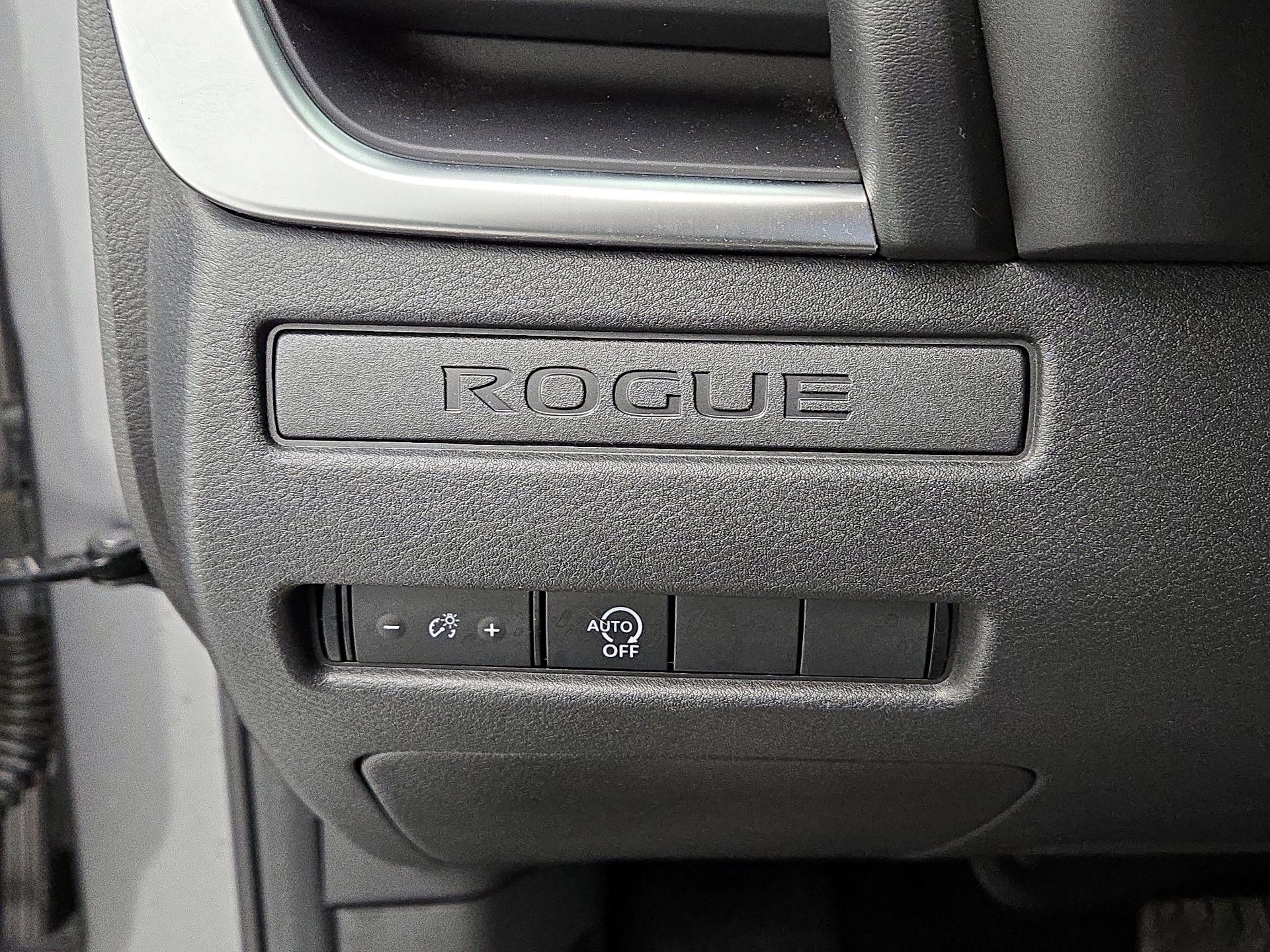 Thumbnail: 2023 Nissan Rogue - 13