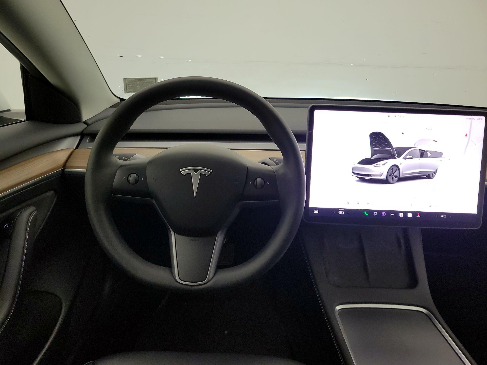 Thumbnail: 2023 Tesla Model 3 - 10