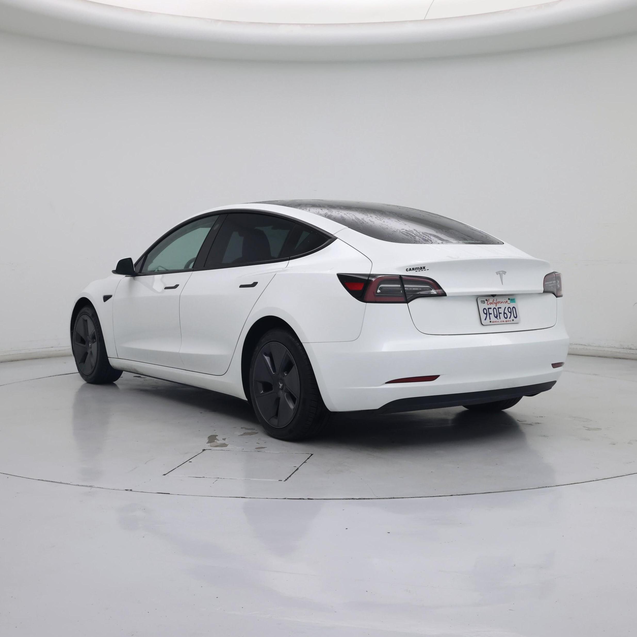 Thumbnail: 2023 Tesla Model 3 - 2