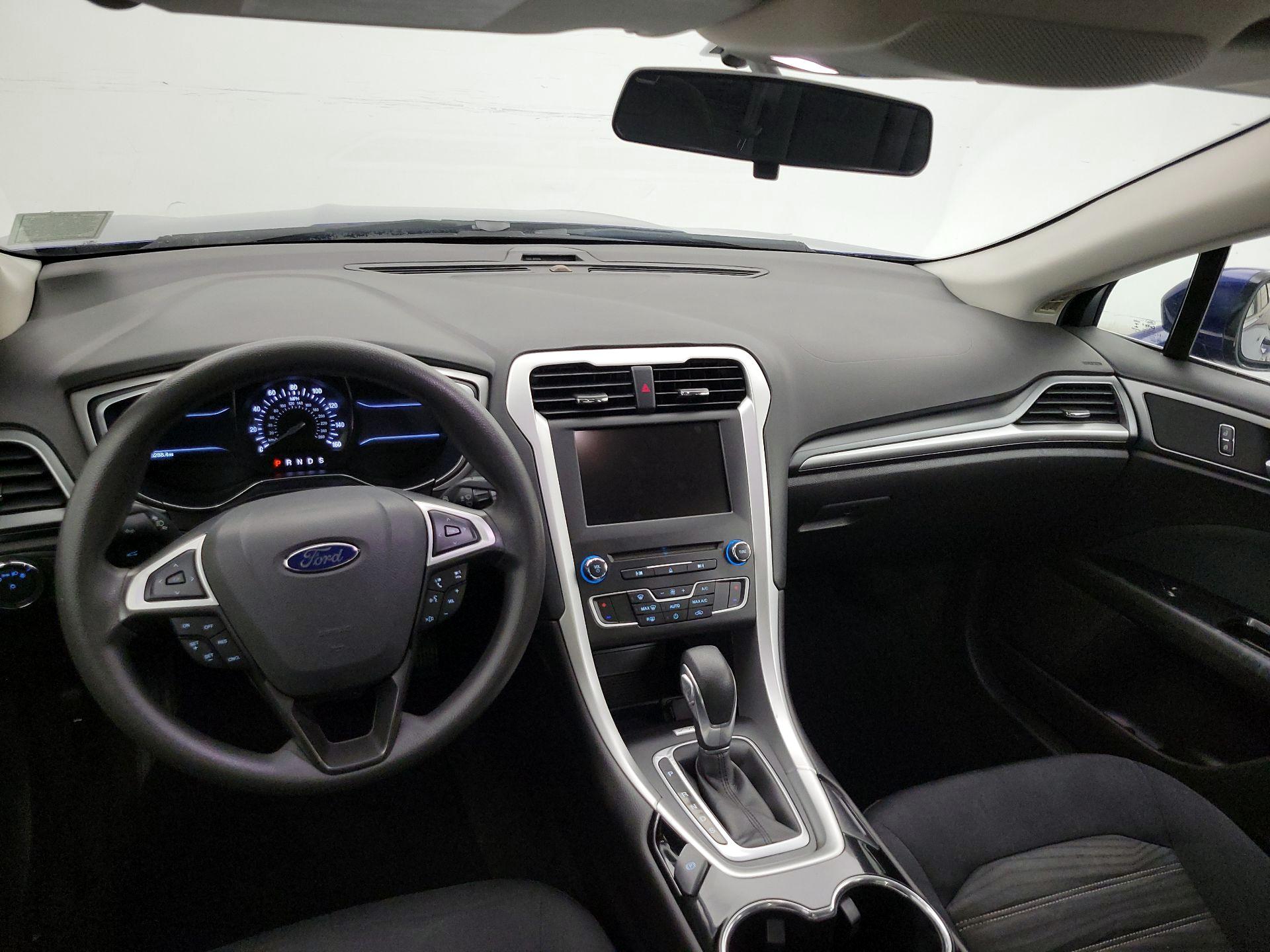 Thumbnail: 2016 Ford Fusion - 9