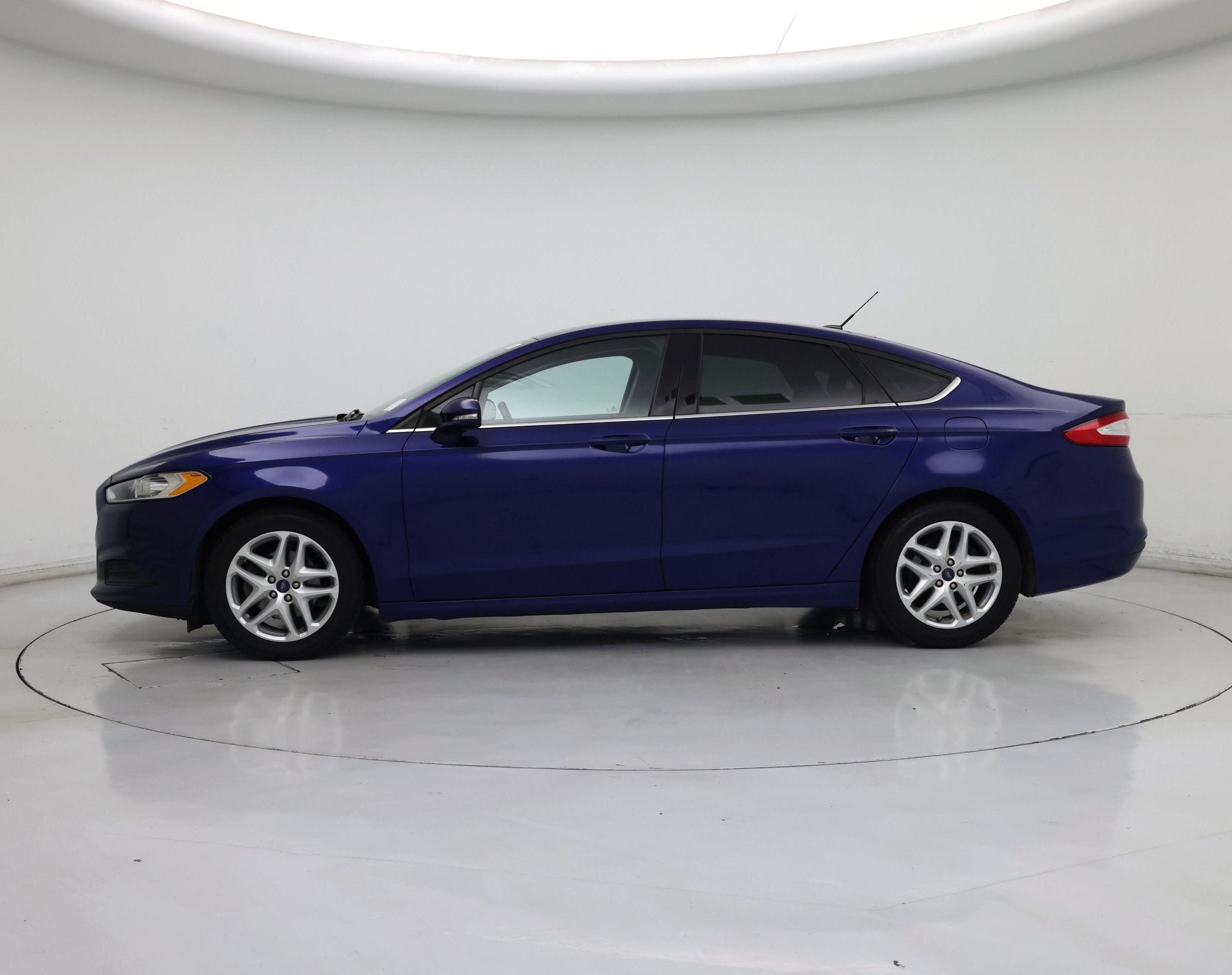 Thumbnail: 2016 Ford Fusion - 3