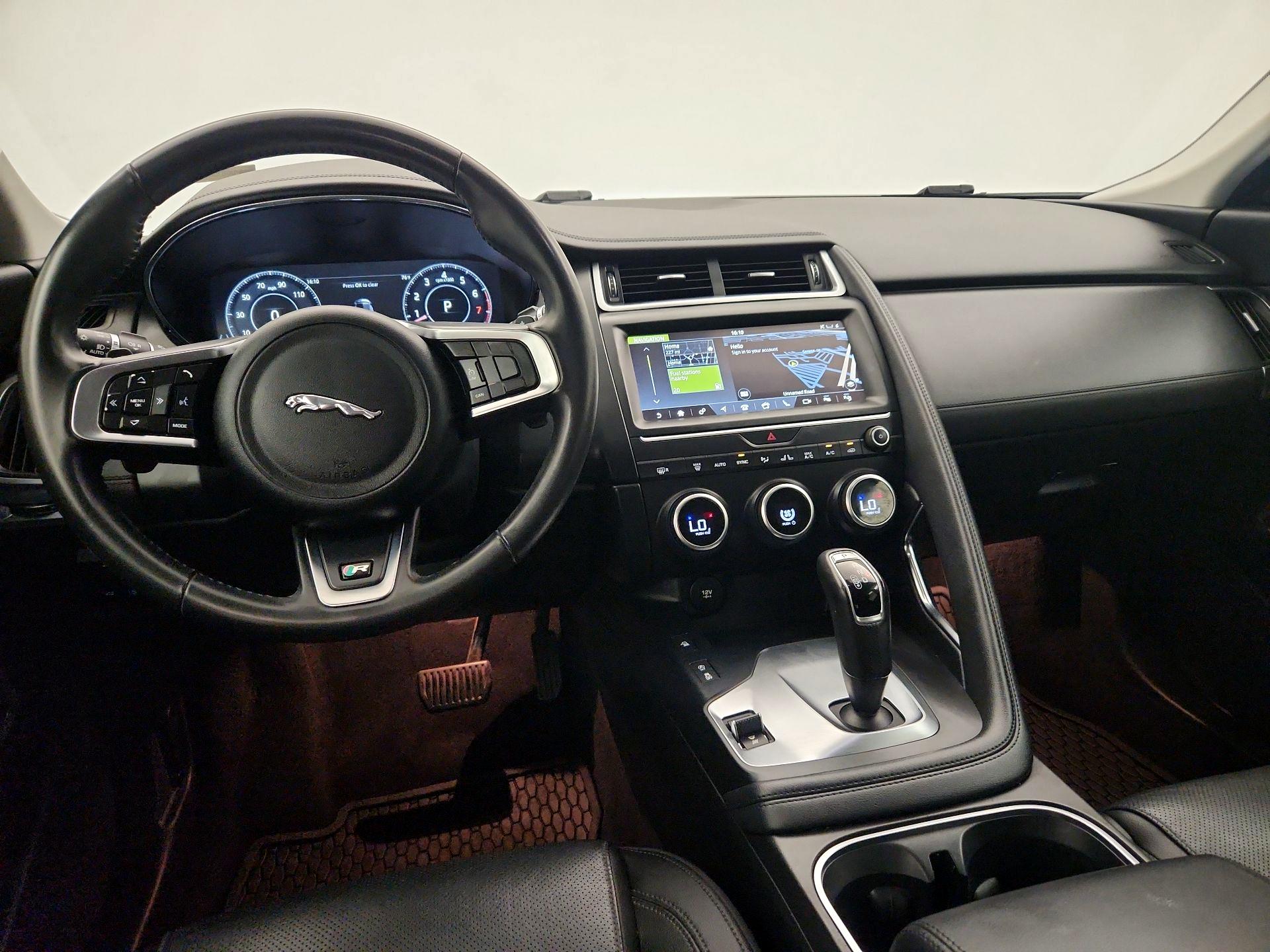 Thumbnail: 2020 Jaguar E-Pace - 9