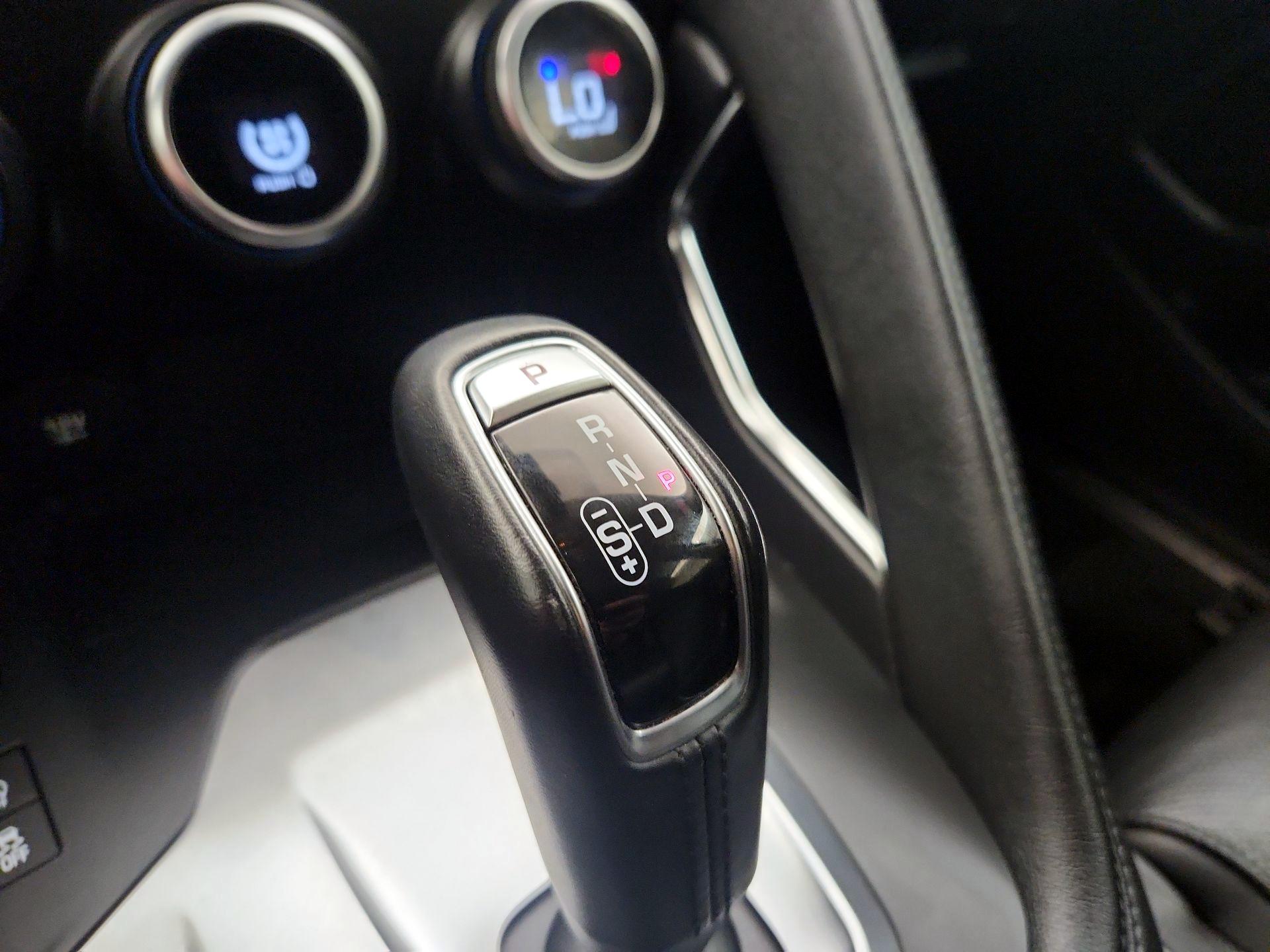 Thumbnail: 2020 Jaguar E-Pace - 18
